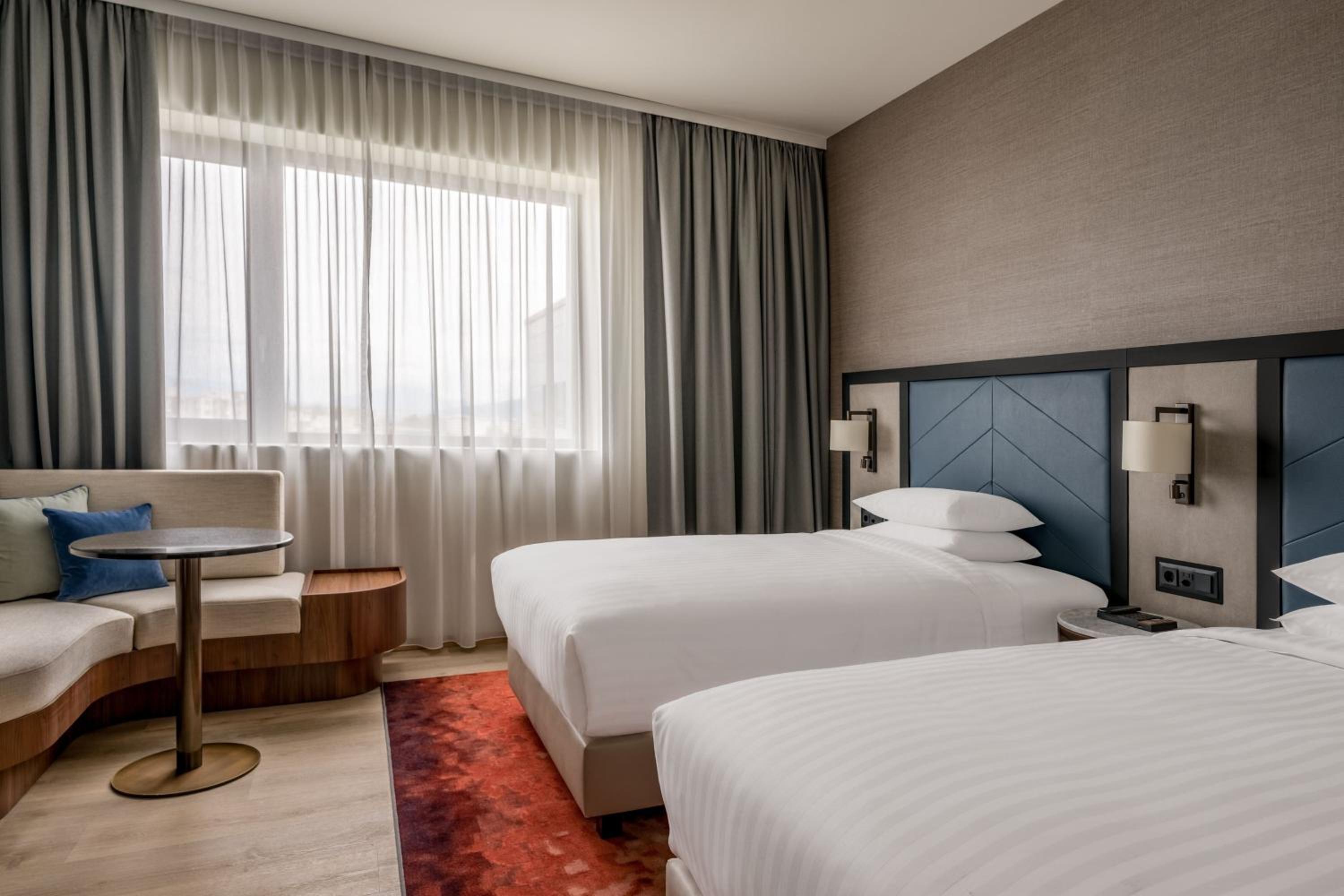 Deluxe Twin Room - Photo 2