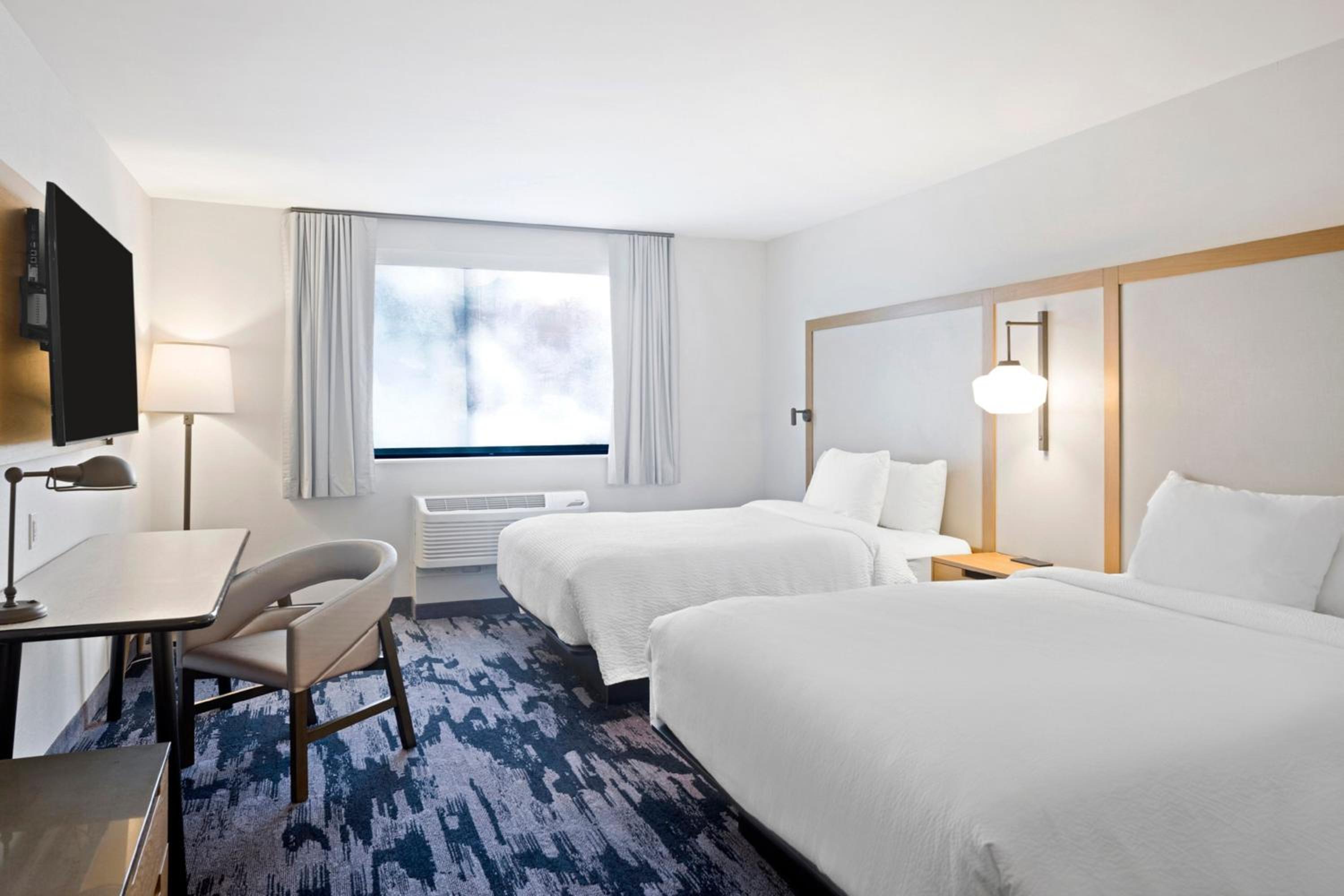 Double Queen Room - Photo 1