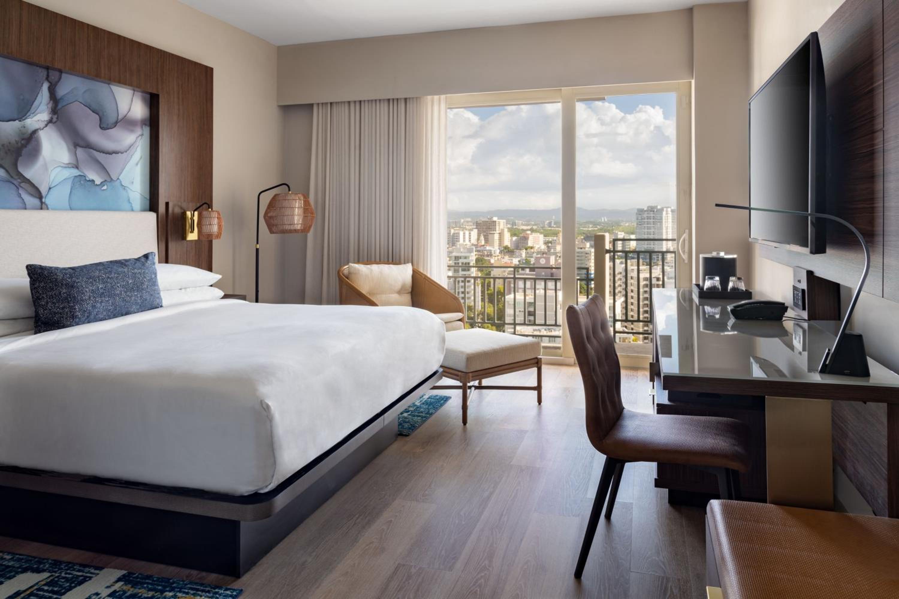 City View Room with King Bed, Balcony, Tower - Photo 2