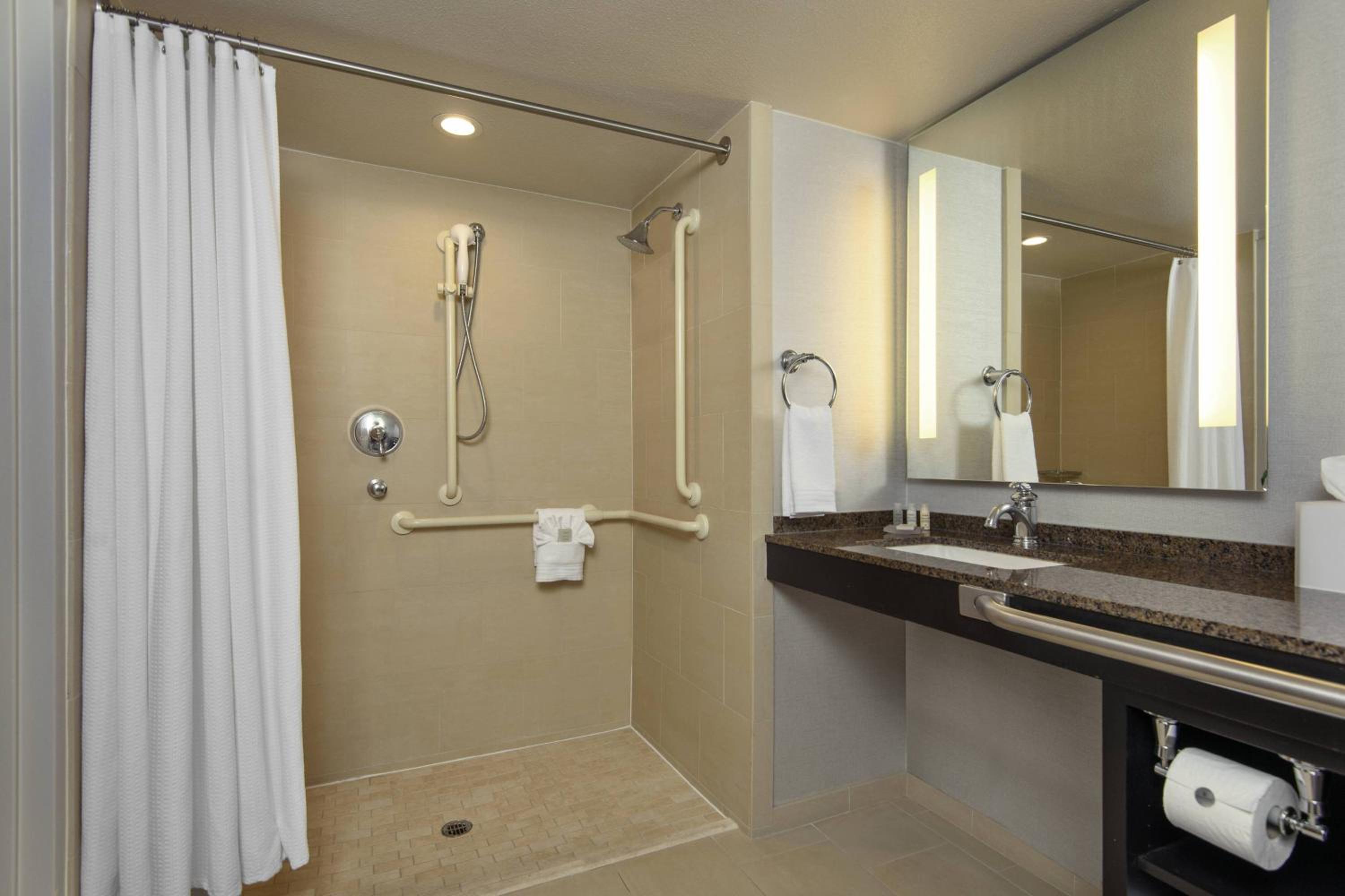 King Room (No Resort Fees) - Photo 7