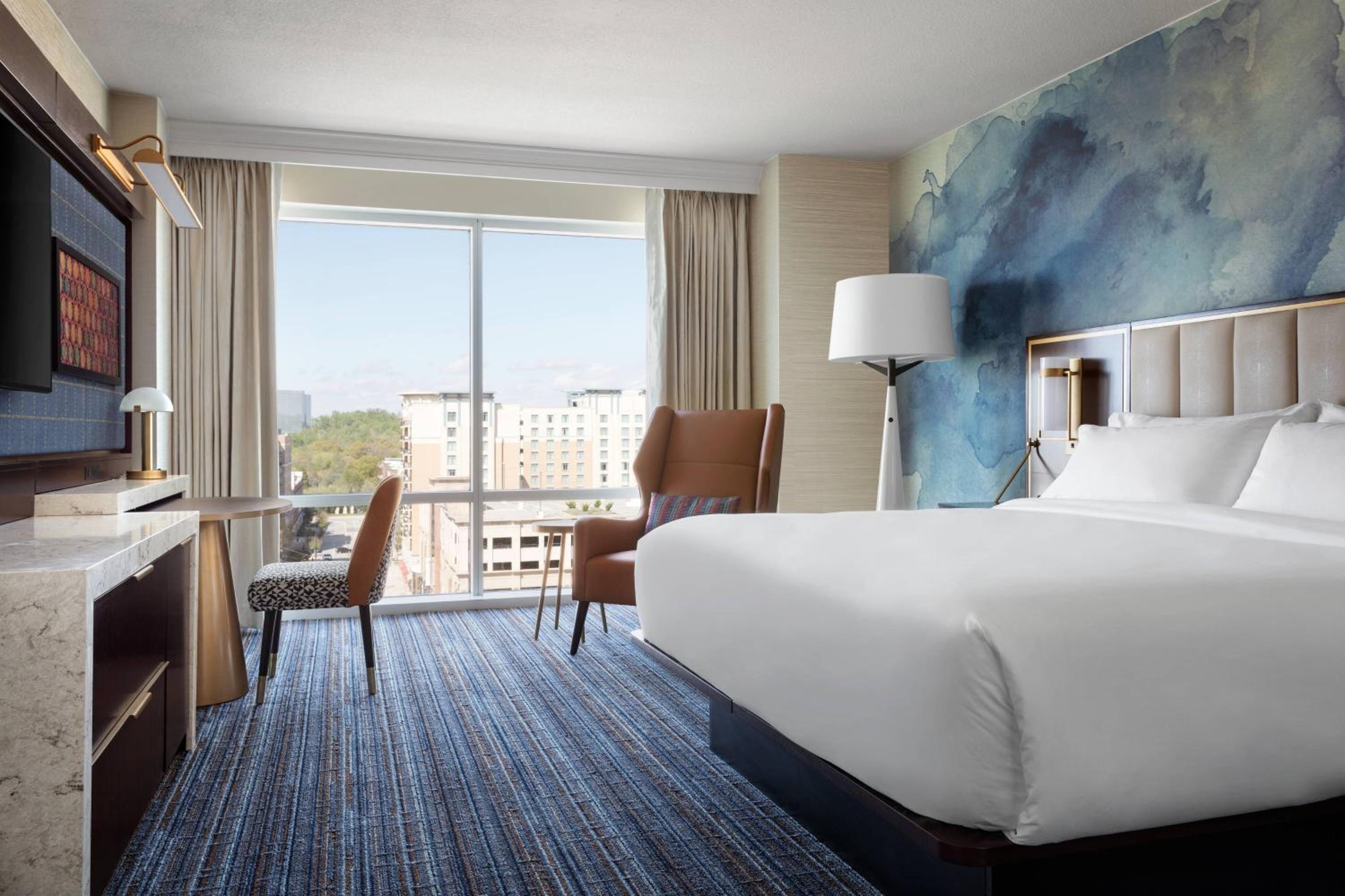 Deluxe King or Queen Room - Photo 1