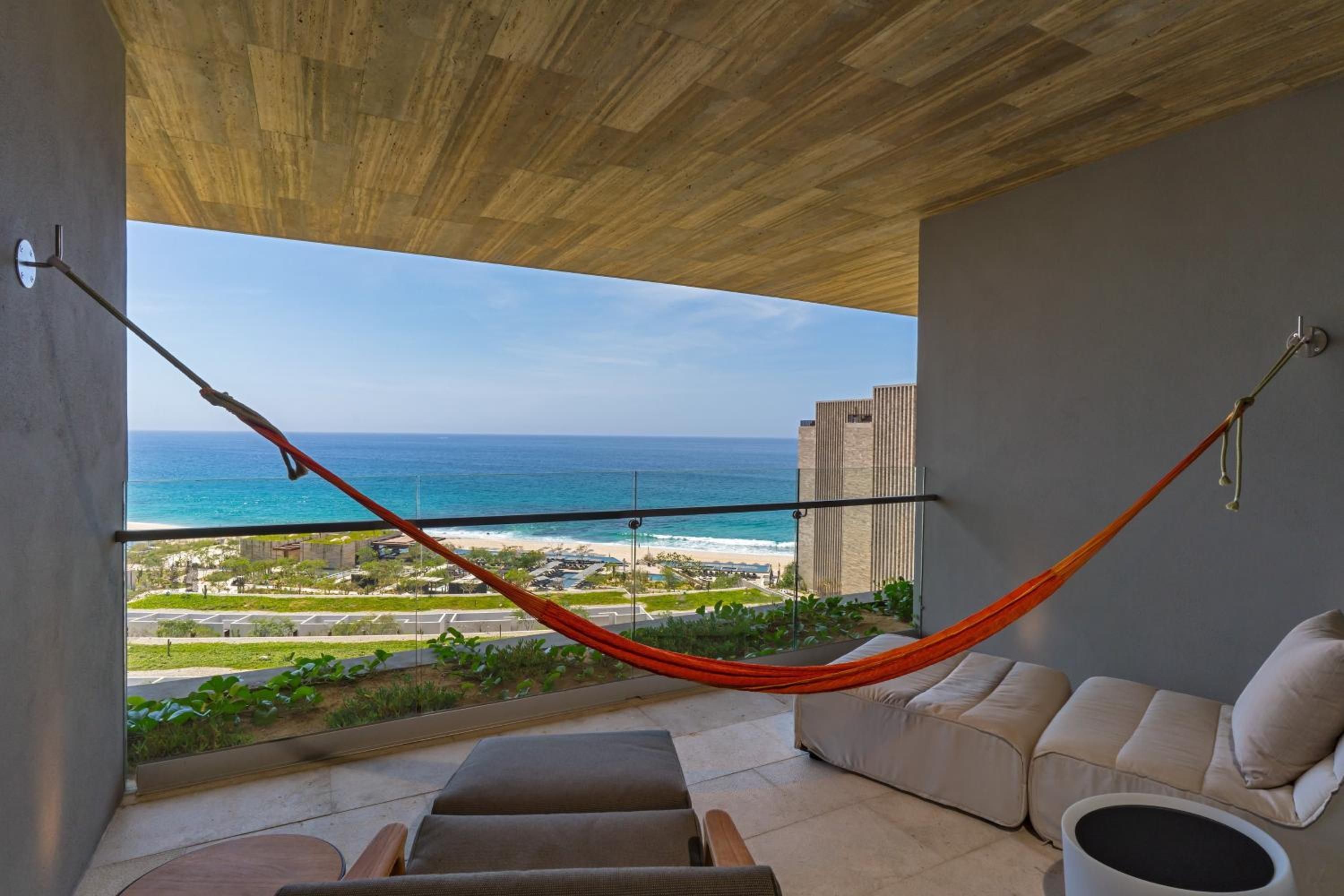 Ocean View Room 1 King Bed