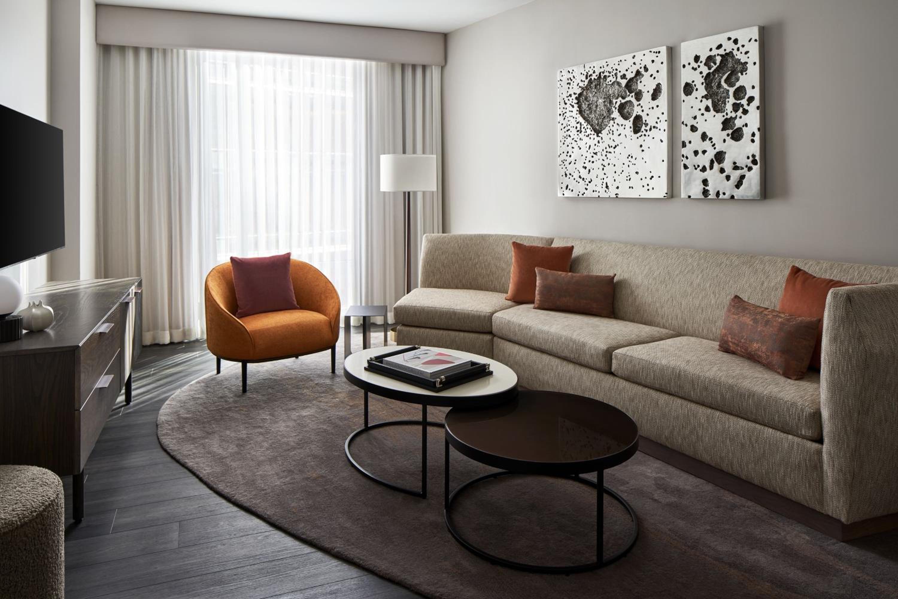 Junior King Suite - Photo 1