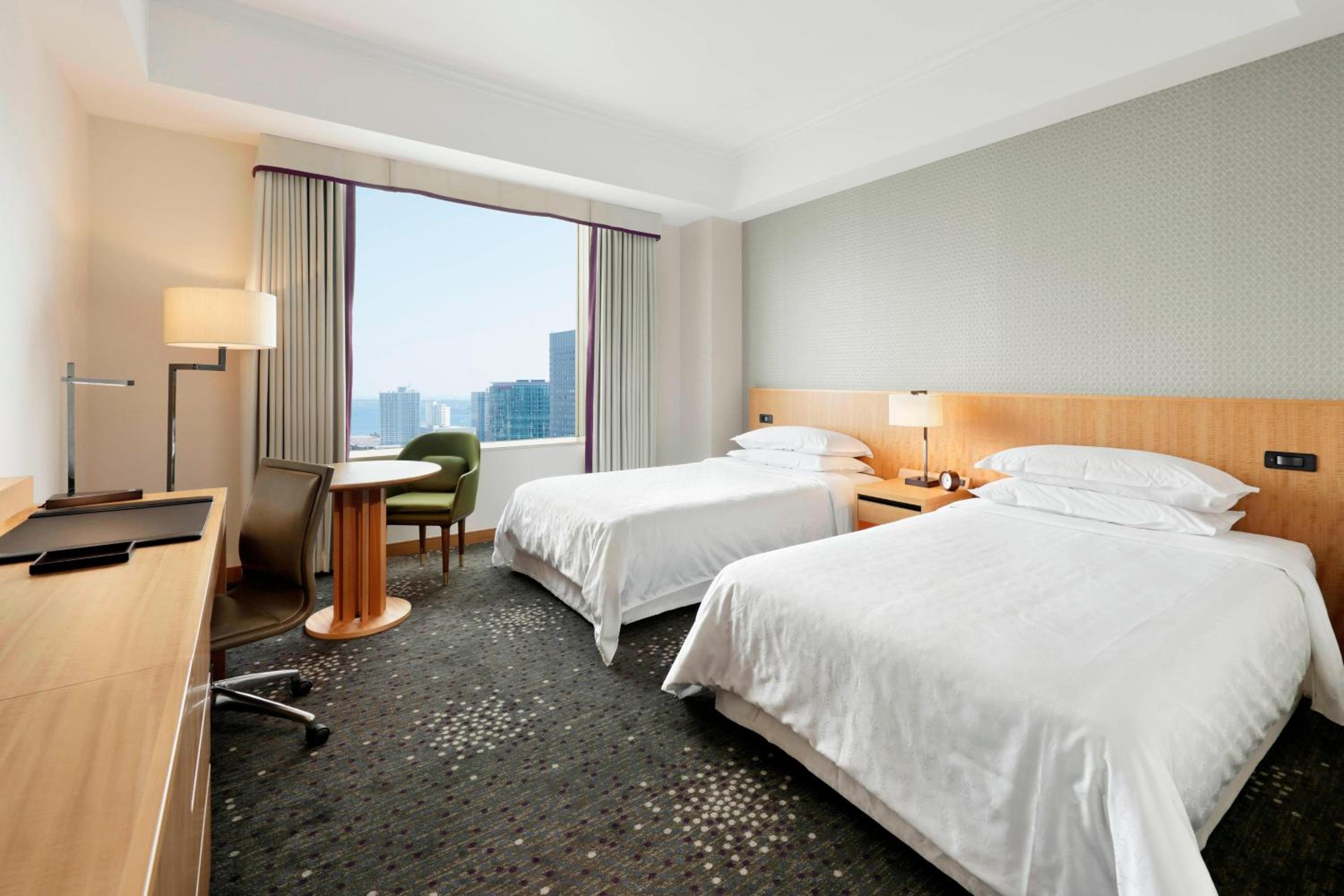 Club level, Guest room, 2 Twin/Single Bed(s), City view - Photo 1
