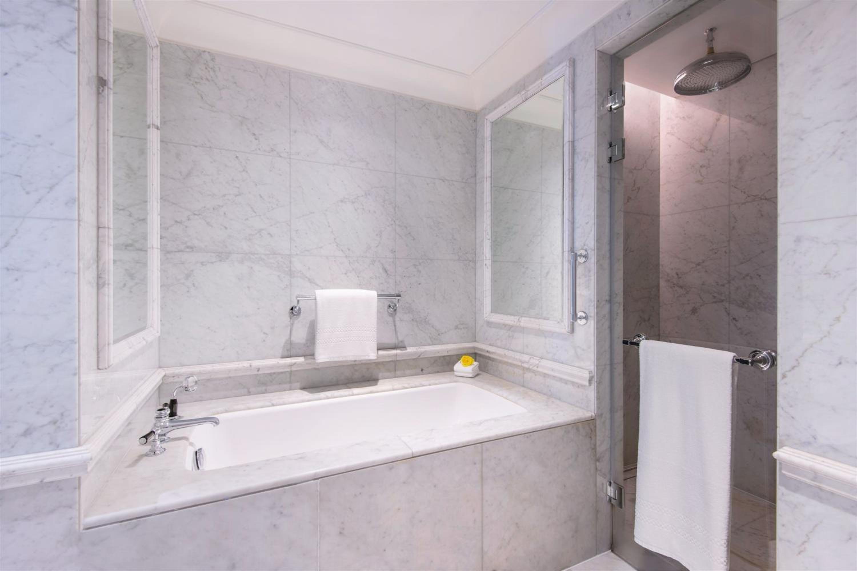 Junior Suite - Photo 6