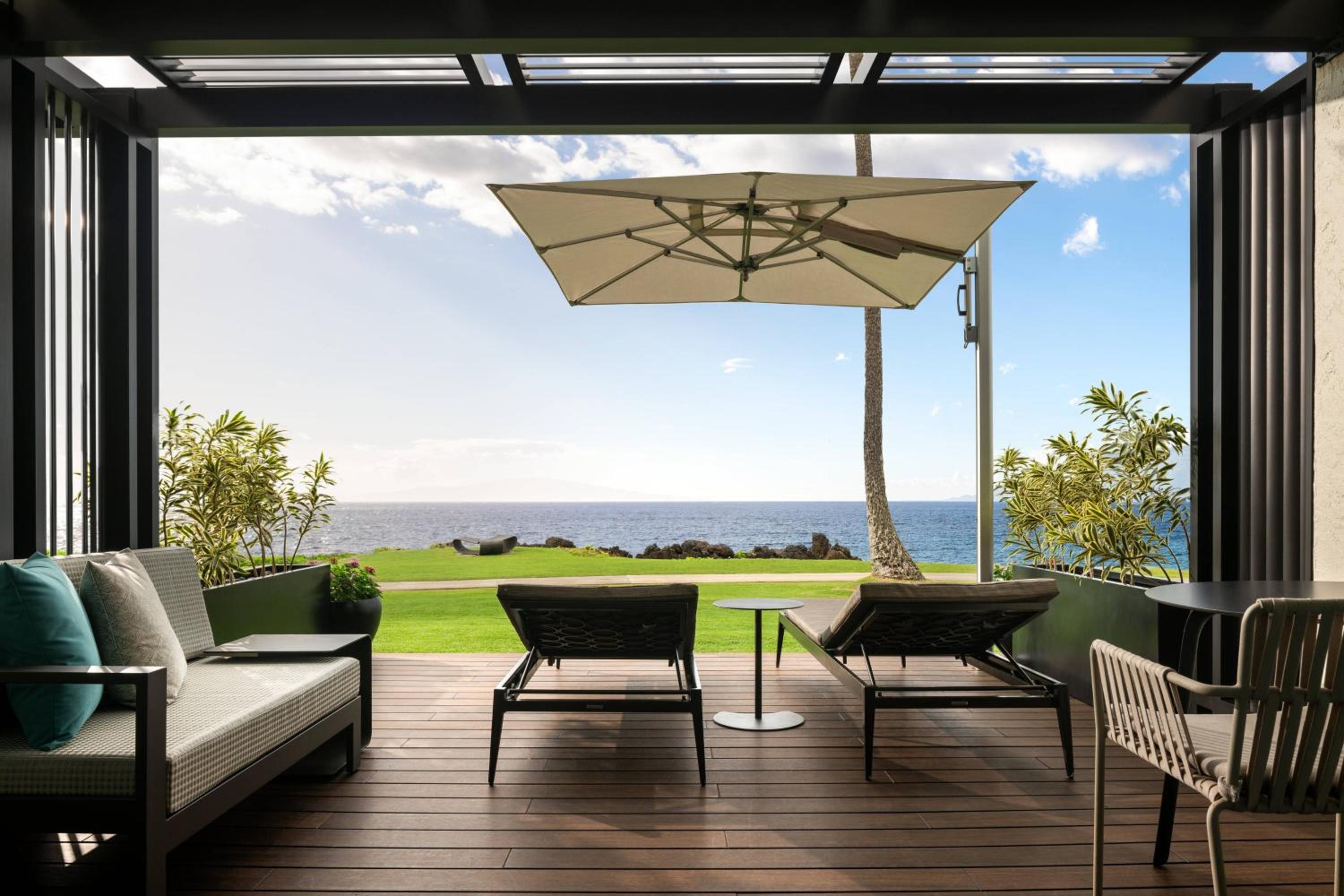 Oceanfront Sundeck Jr Ste, Junior Suite, 1 King - Photo 10