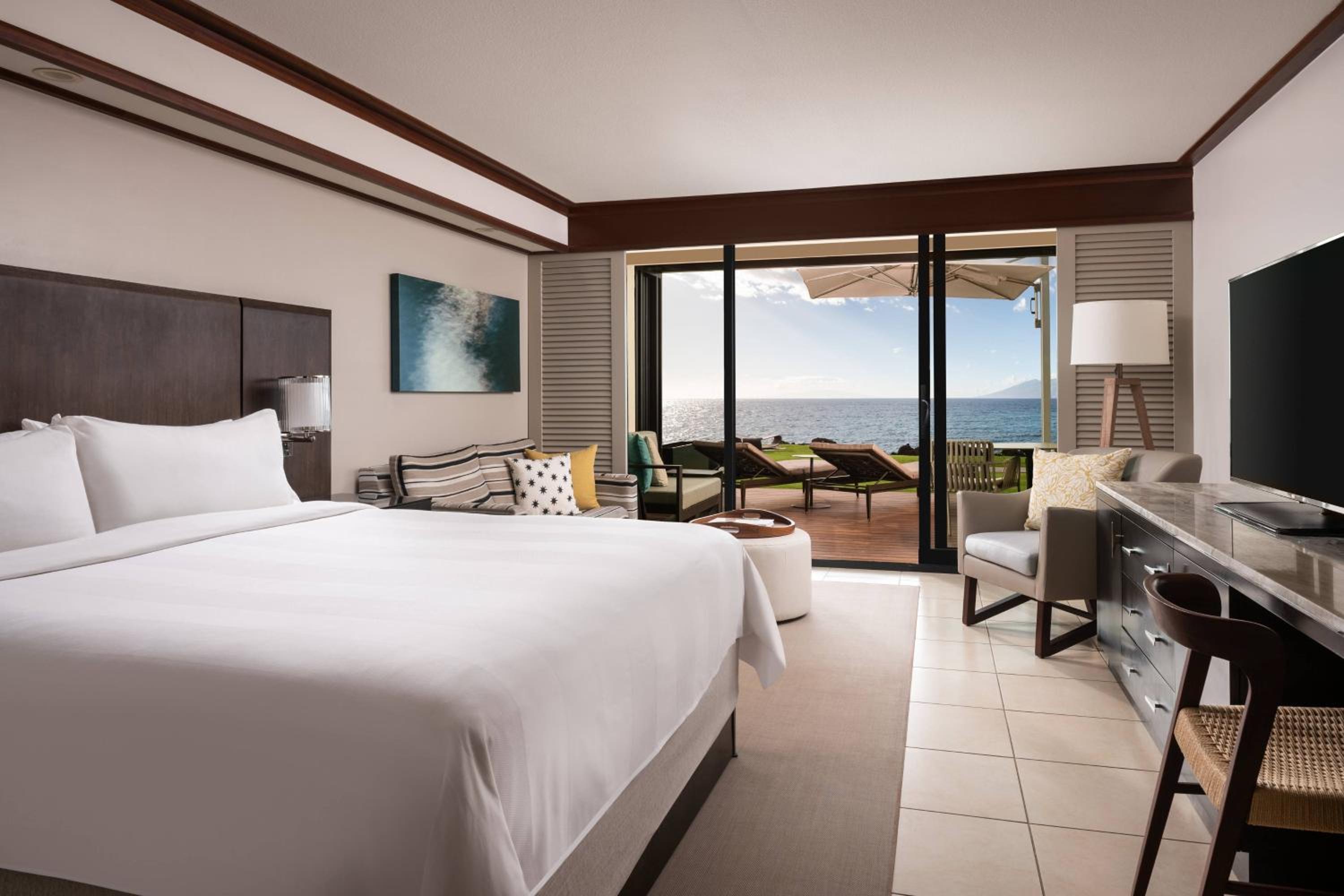 Oceanfront Sundeck, Guest room, 1 King, Oceanfront