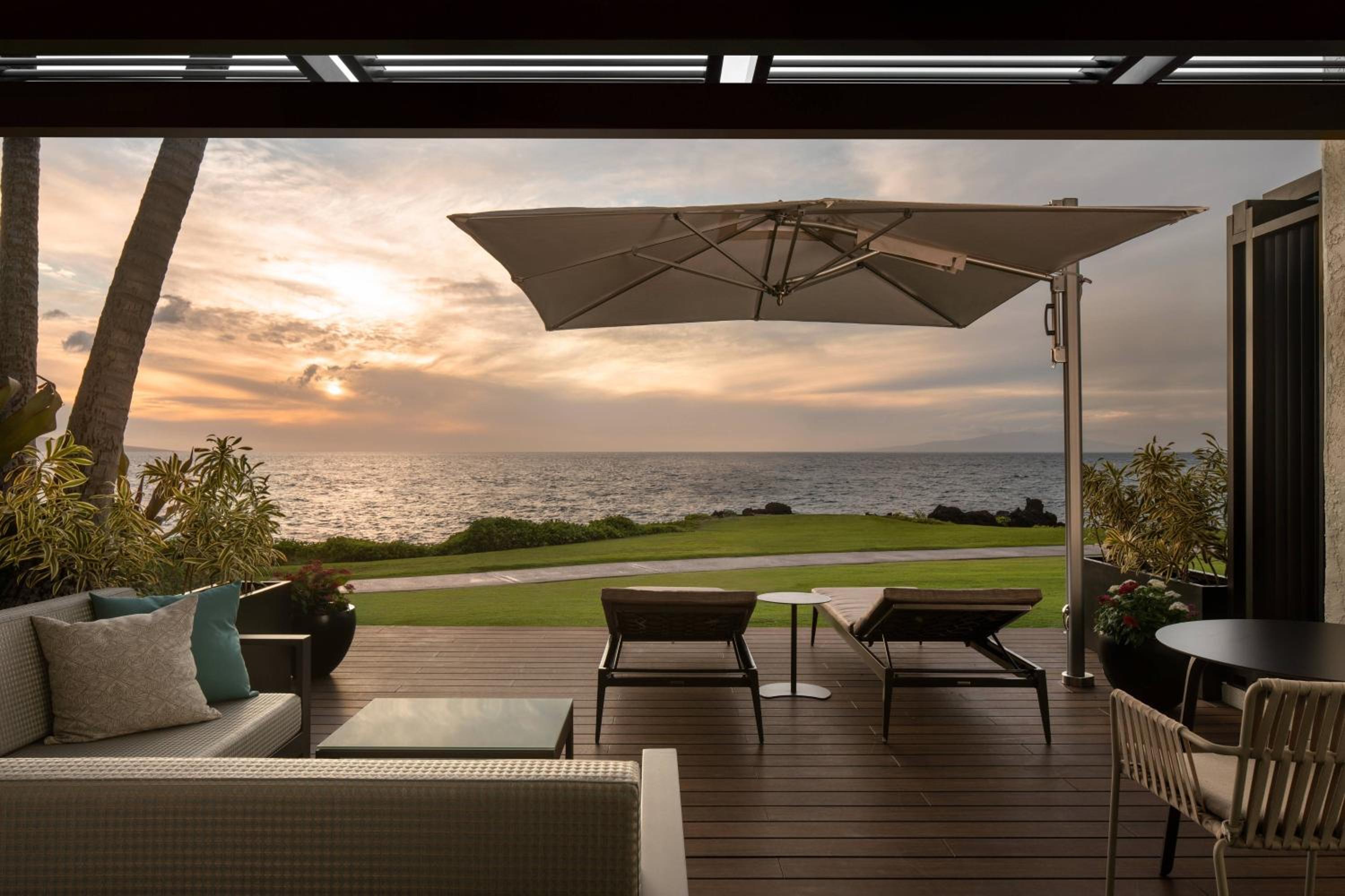Oceanfront Sundeck Jr Ste, Junior Suite, 1 King - Photo 9