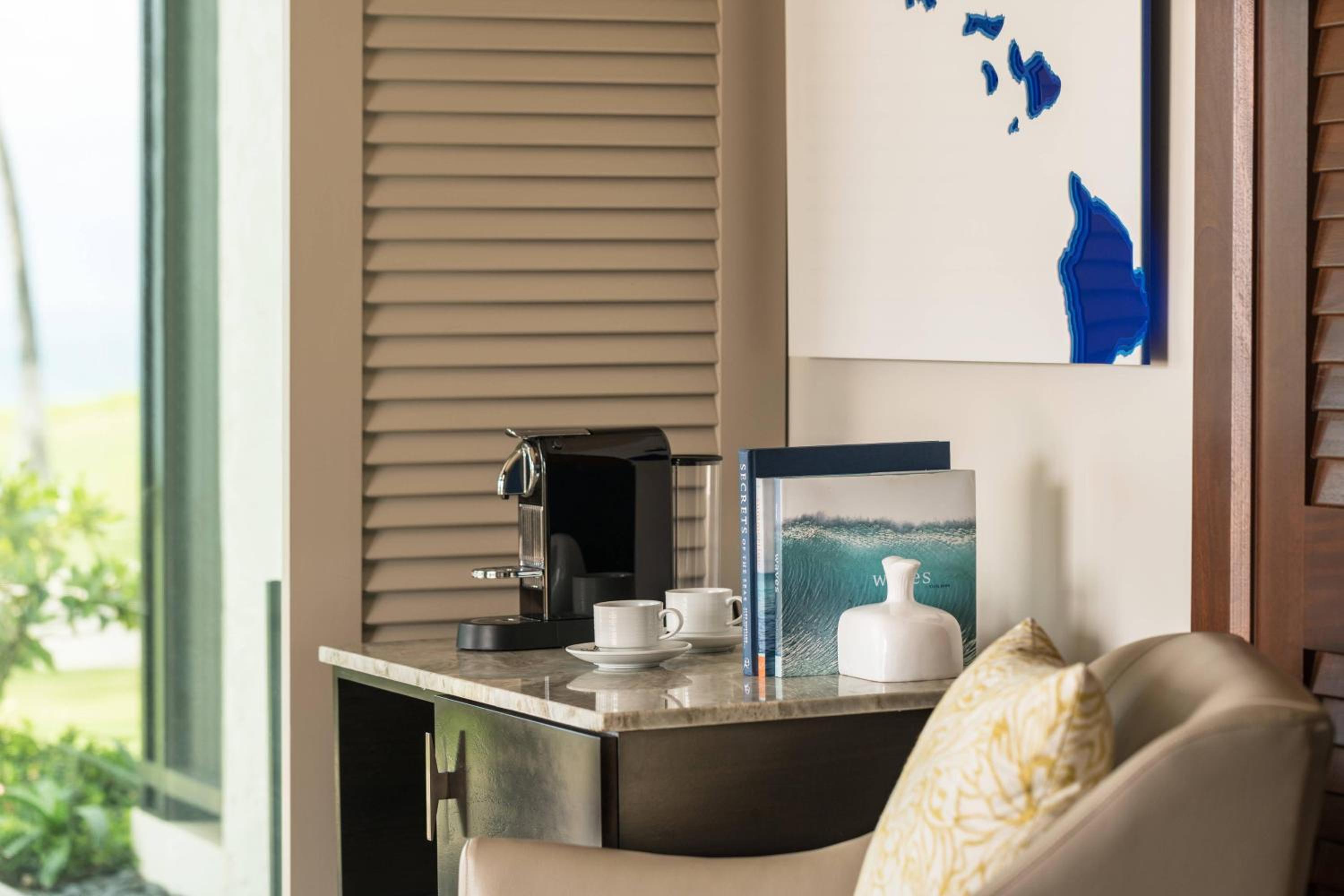 Oceanfront Sundeck Jr Ste, Junior Suite, 1 King - Photo 1