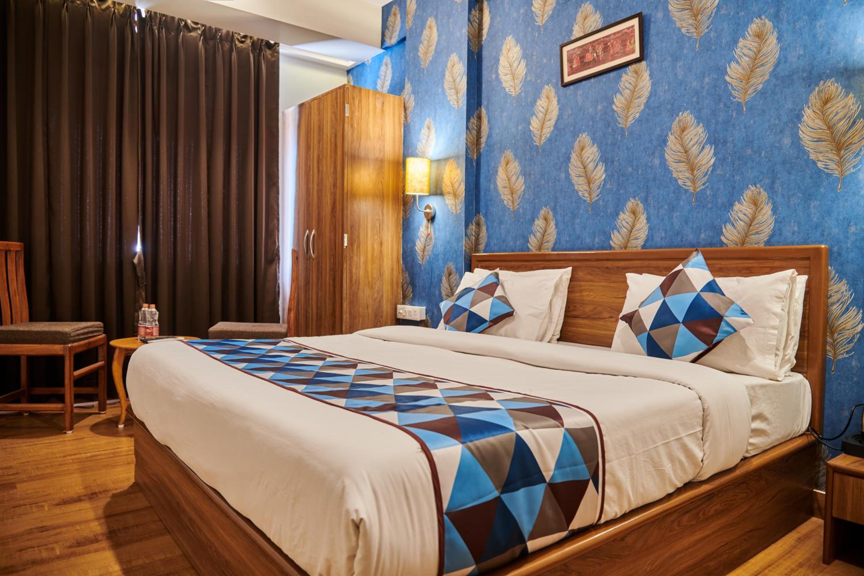 Deluxe Double Room - Photo 10