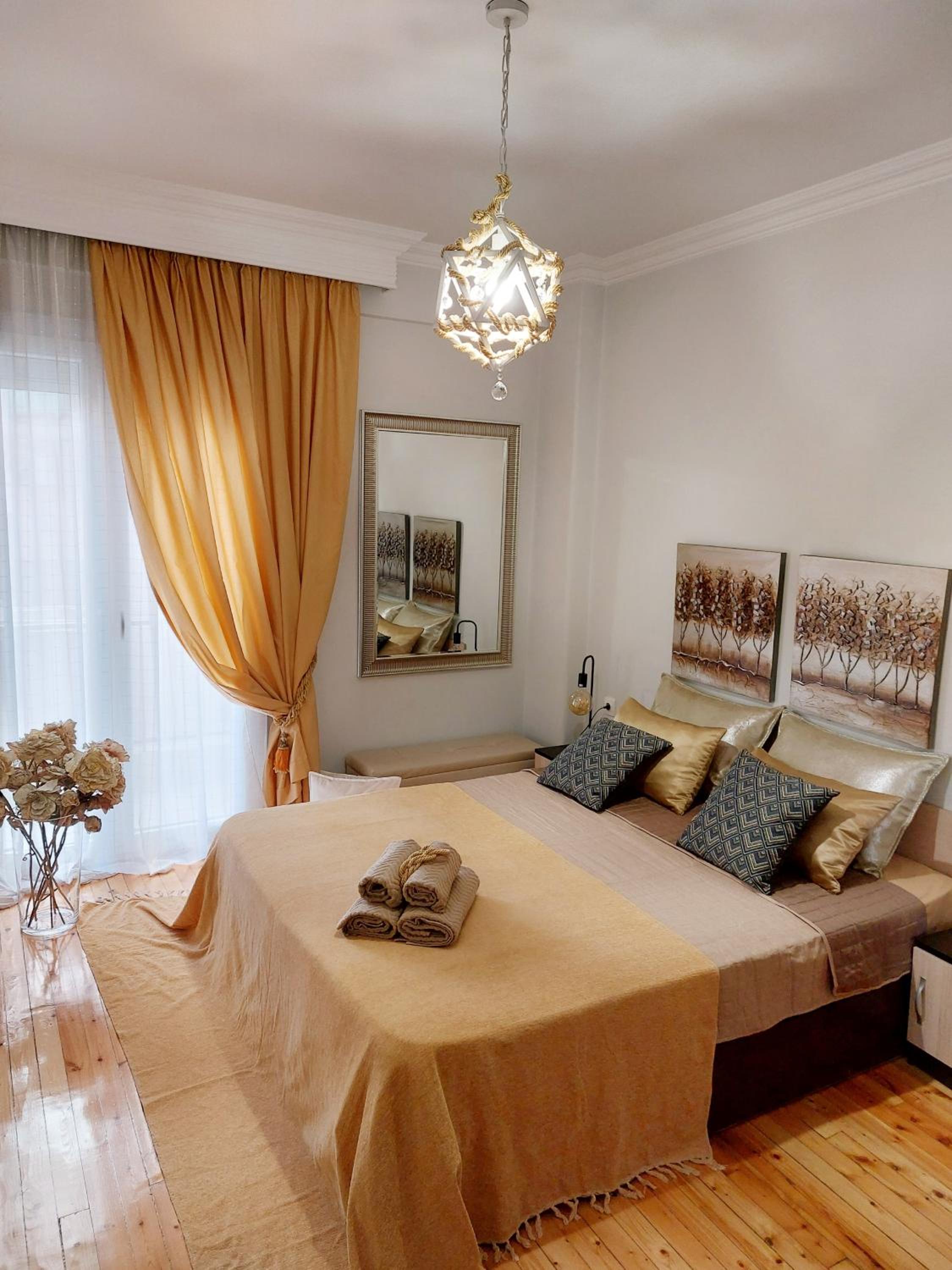 Apartment with Balcony