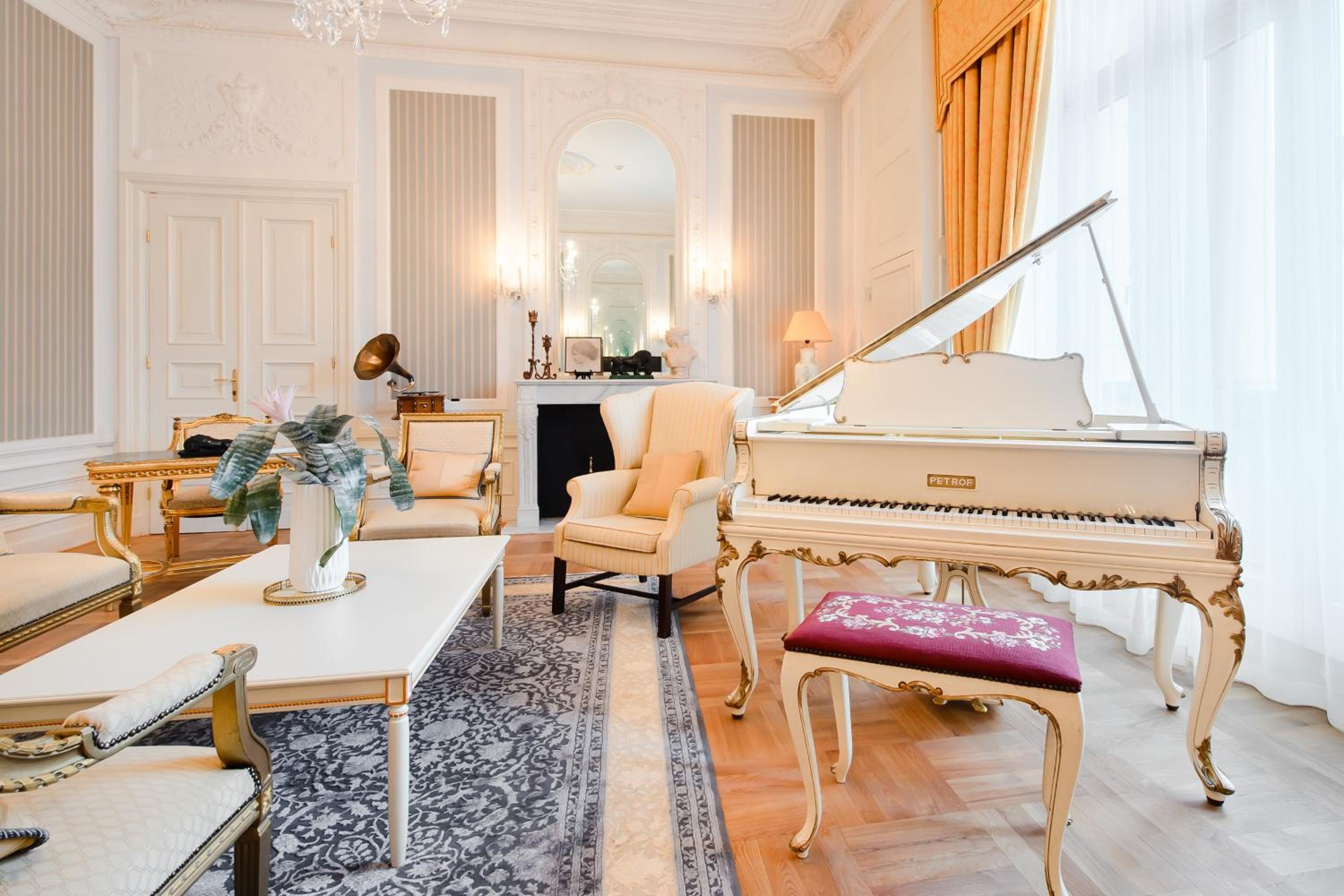 Paderewski Suite, 1 Bedroom Presidential Suite, 1 King