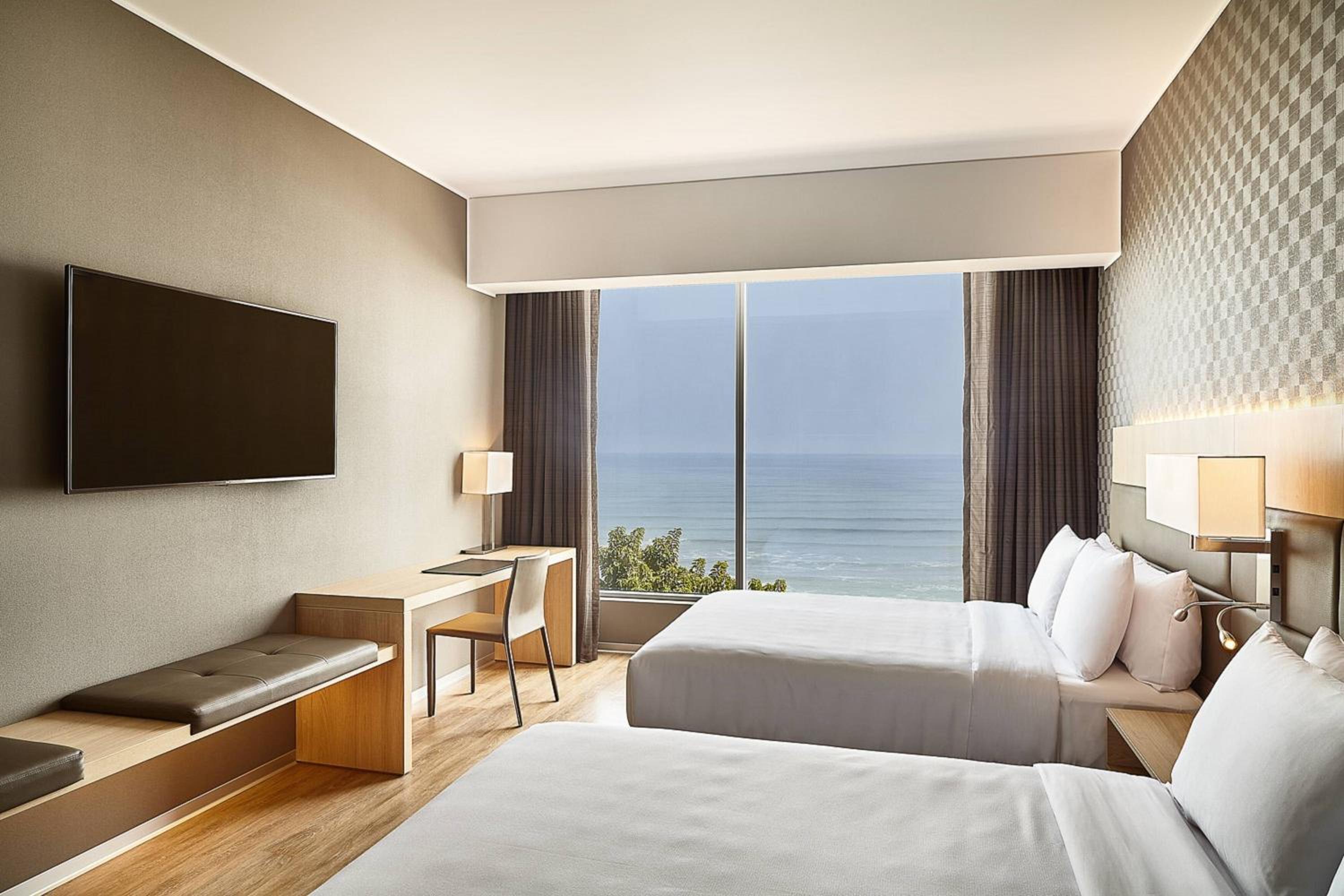 Ocean Deluxe, Deluxe Guest Room, 2 Double, Oceanfront - Photo 3