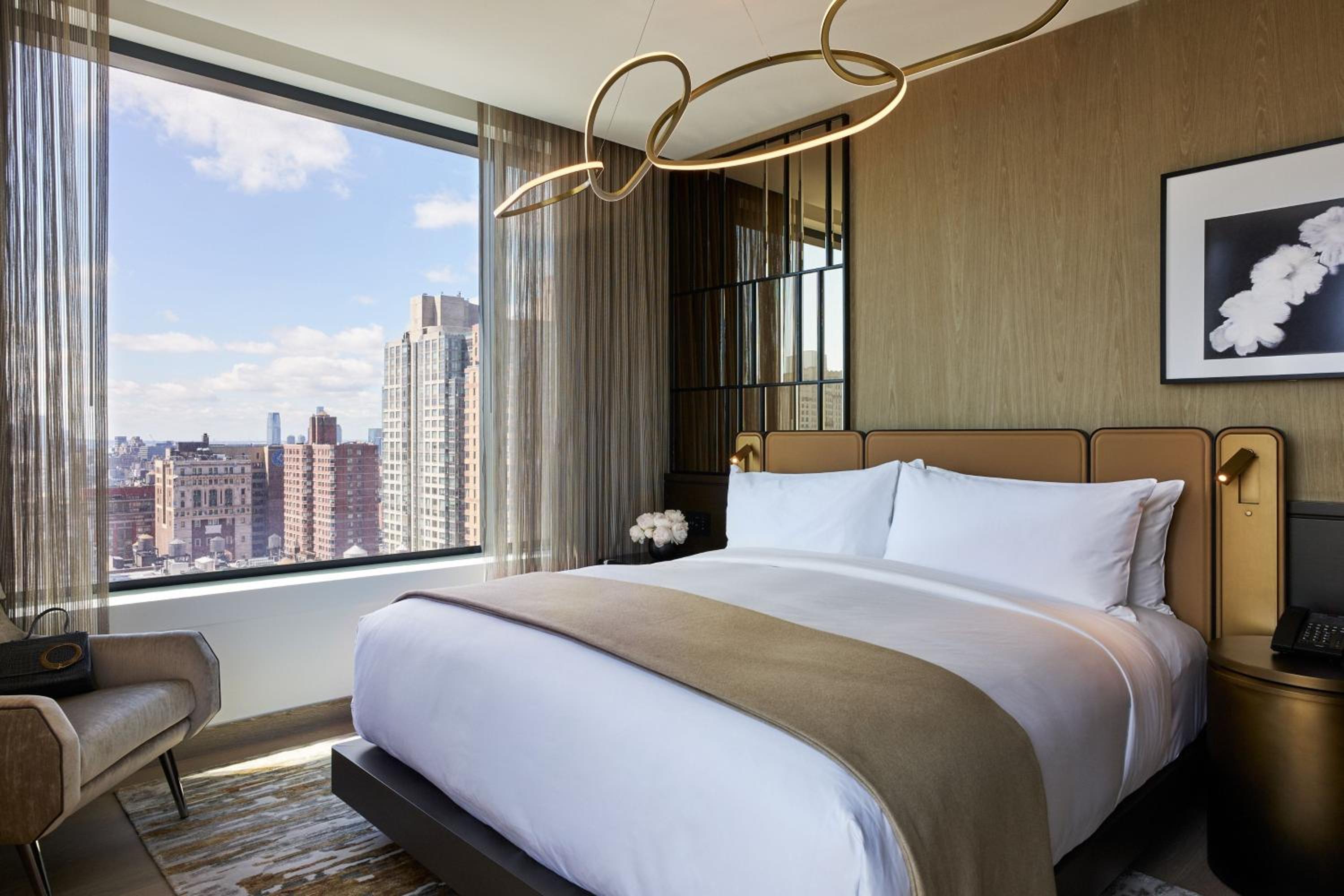 Madison One Bedroom King Suite - High Floor