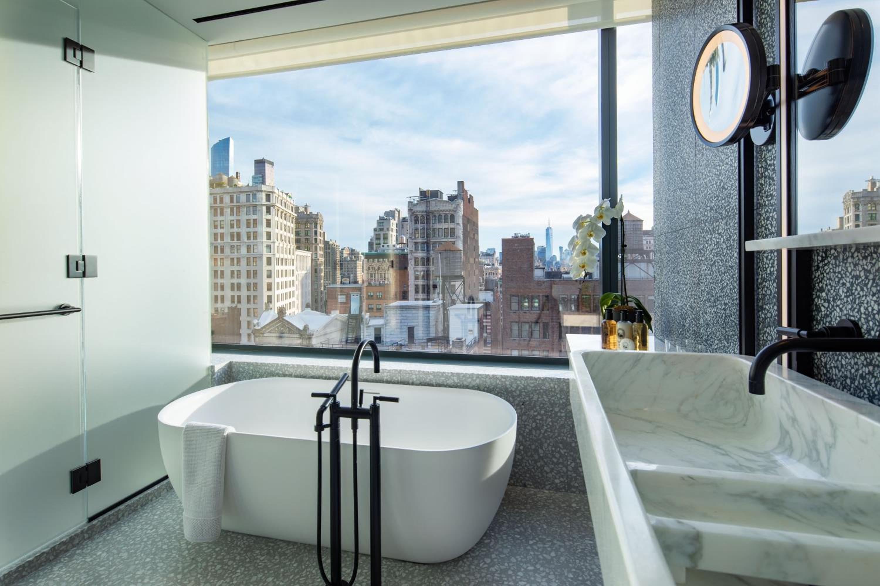 NoMad One-Bedroom King Suite - Low Floor