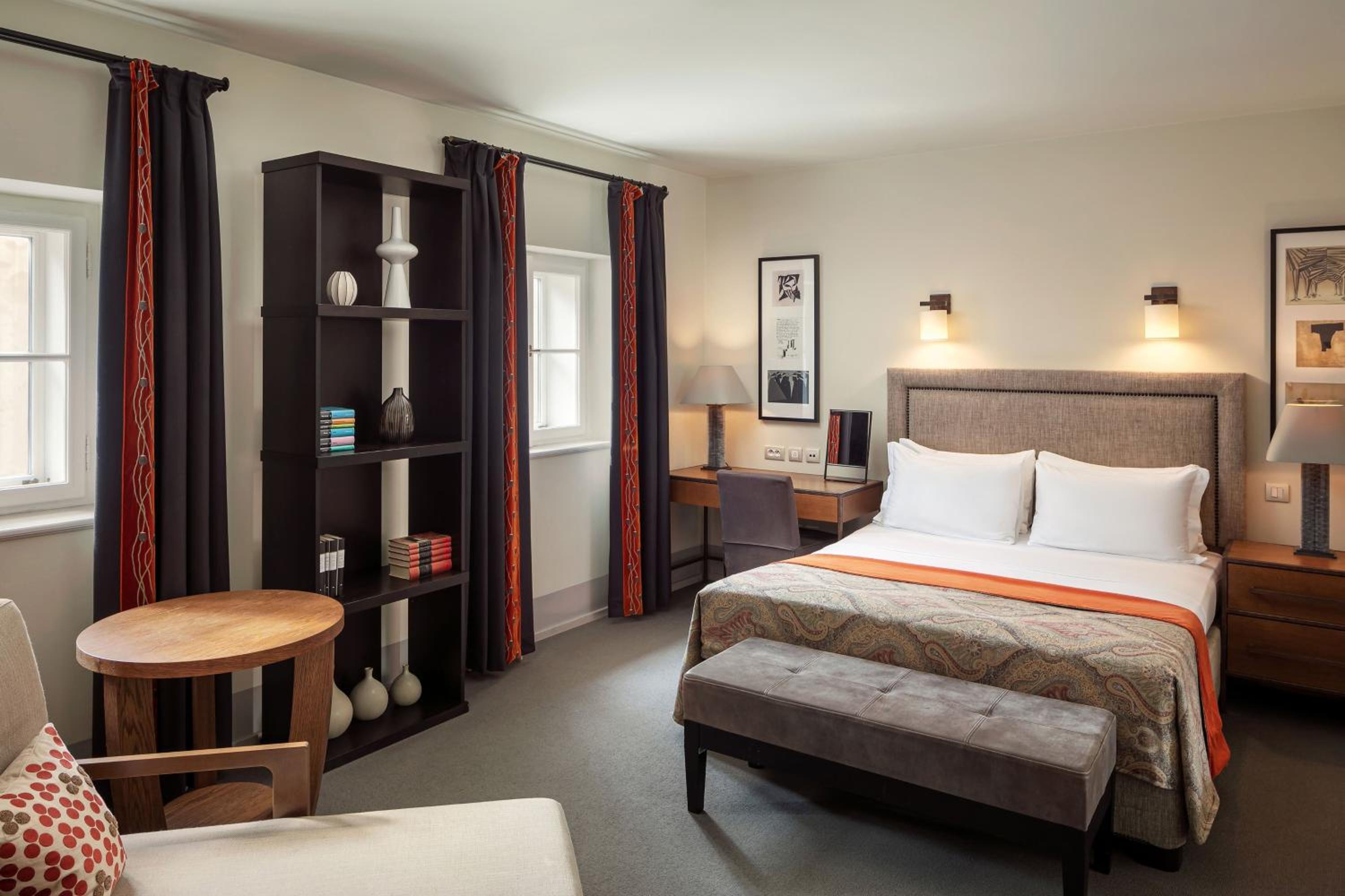 Classic Twin Room