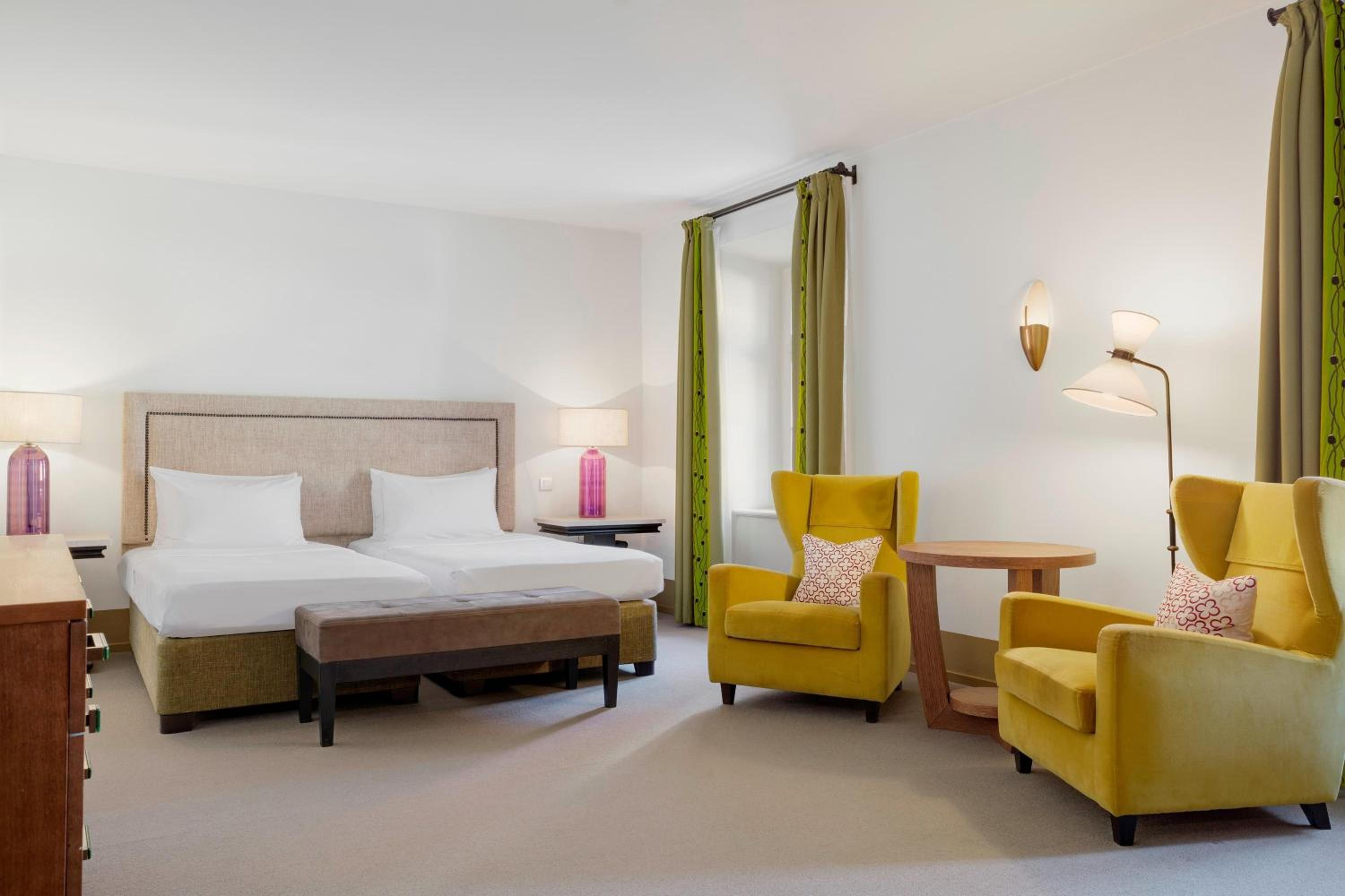 Deluxe Twin Room