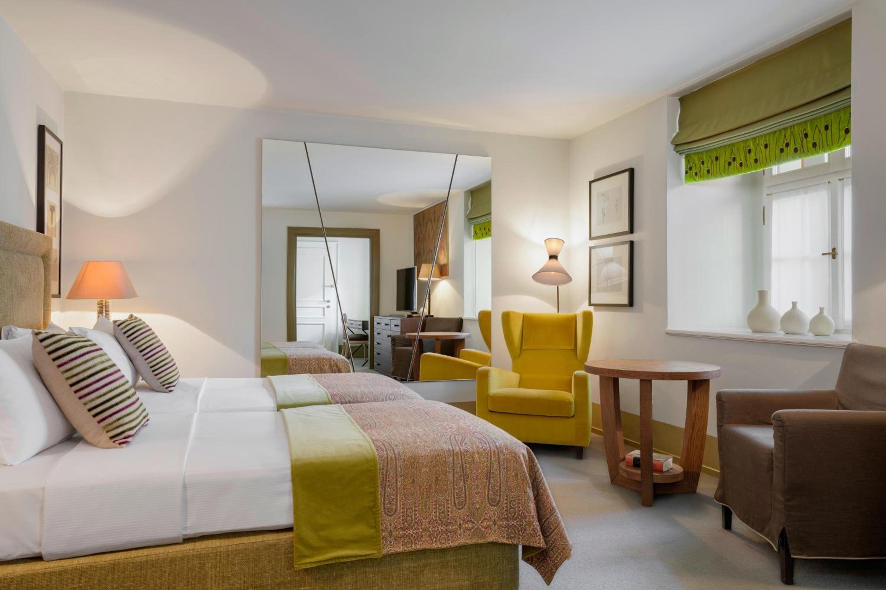 Deluxe King Room