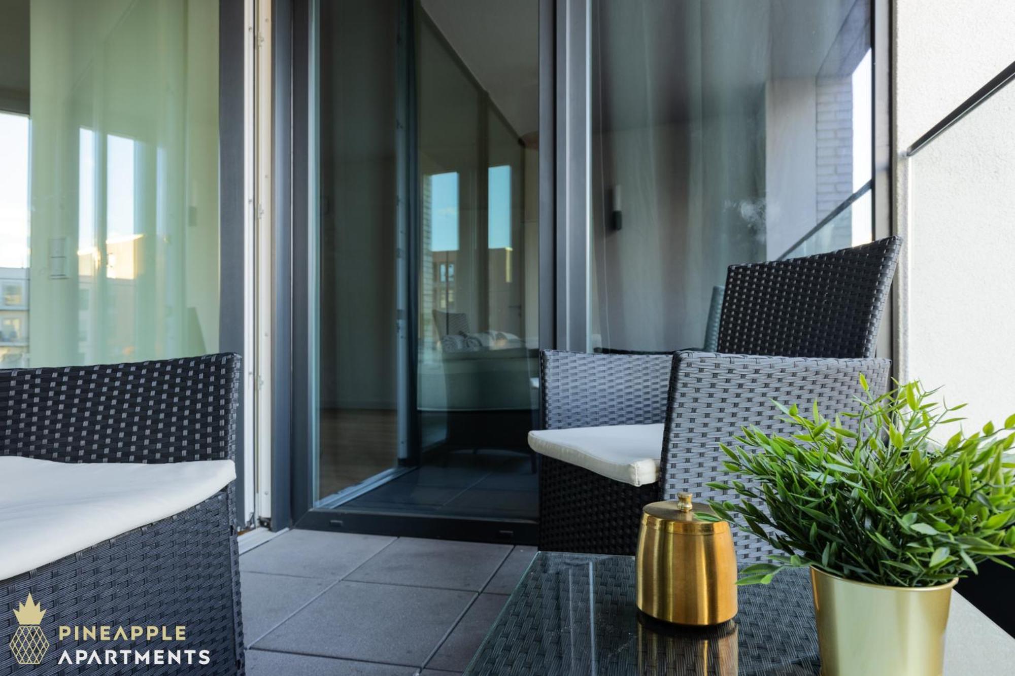 Apartment with Balcony photo 2