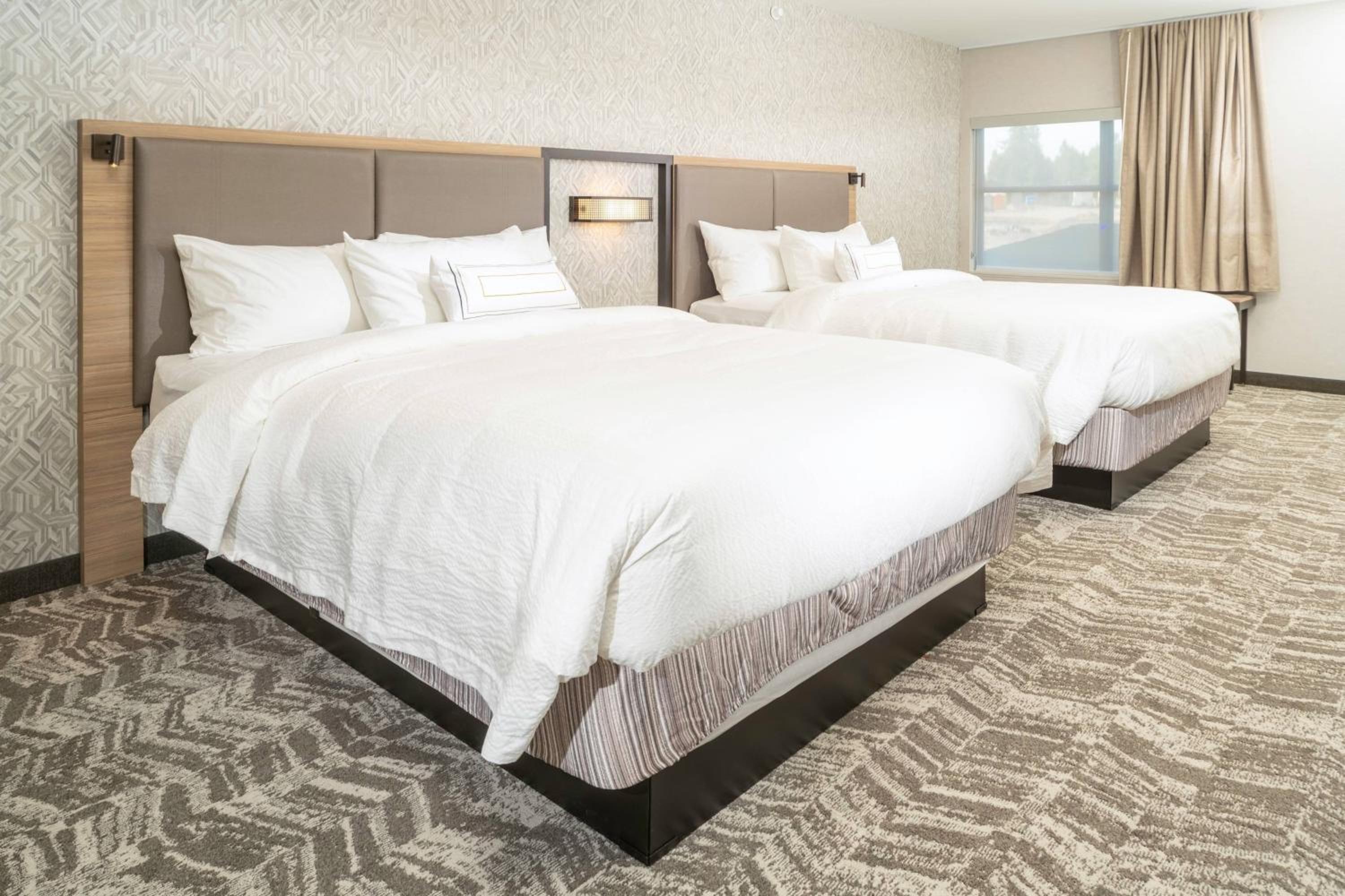 Suite, 2 Queen, Sofa bed, Trundle bed - Photo 2