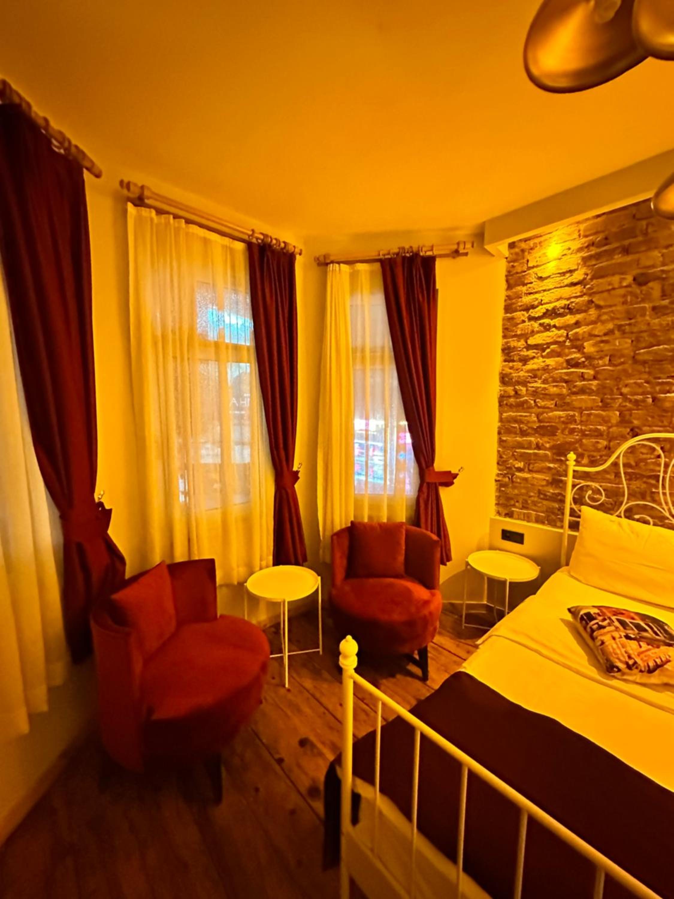 Standard Double Room photo 2