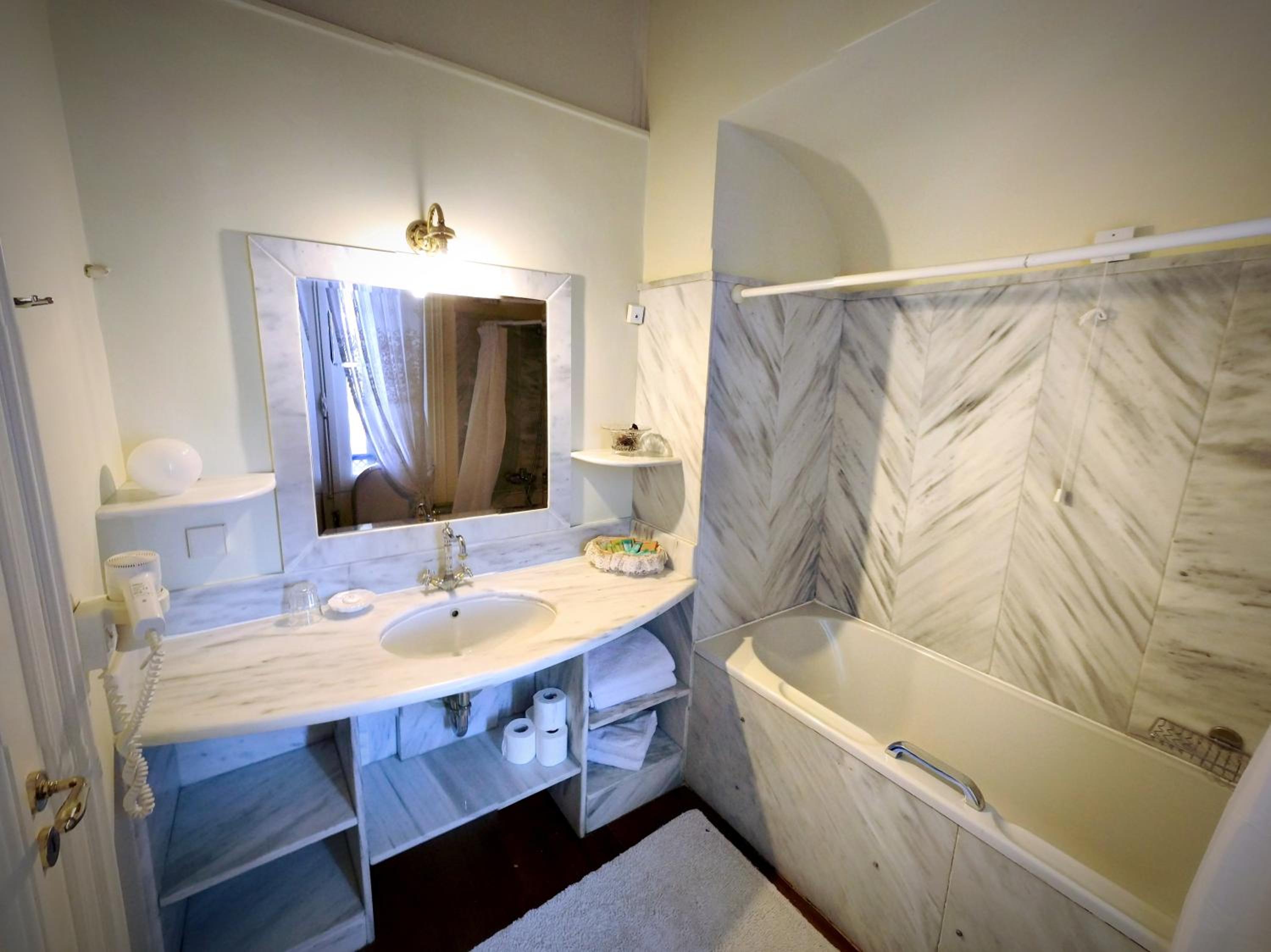 Mansion Junior Suite with Partial Sea View photo 3