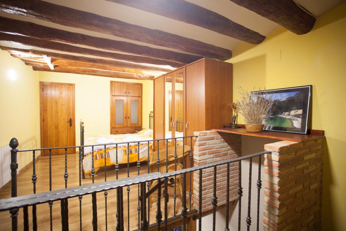 Apartment - Split Level photo 2