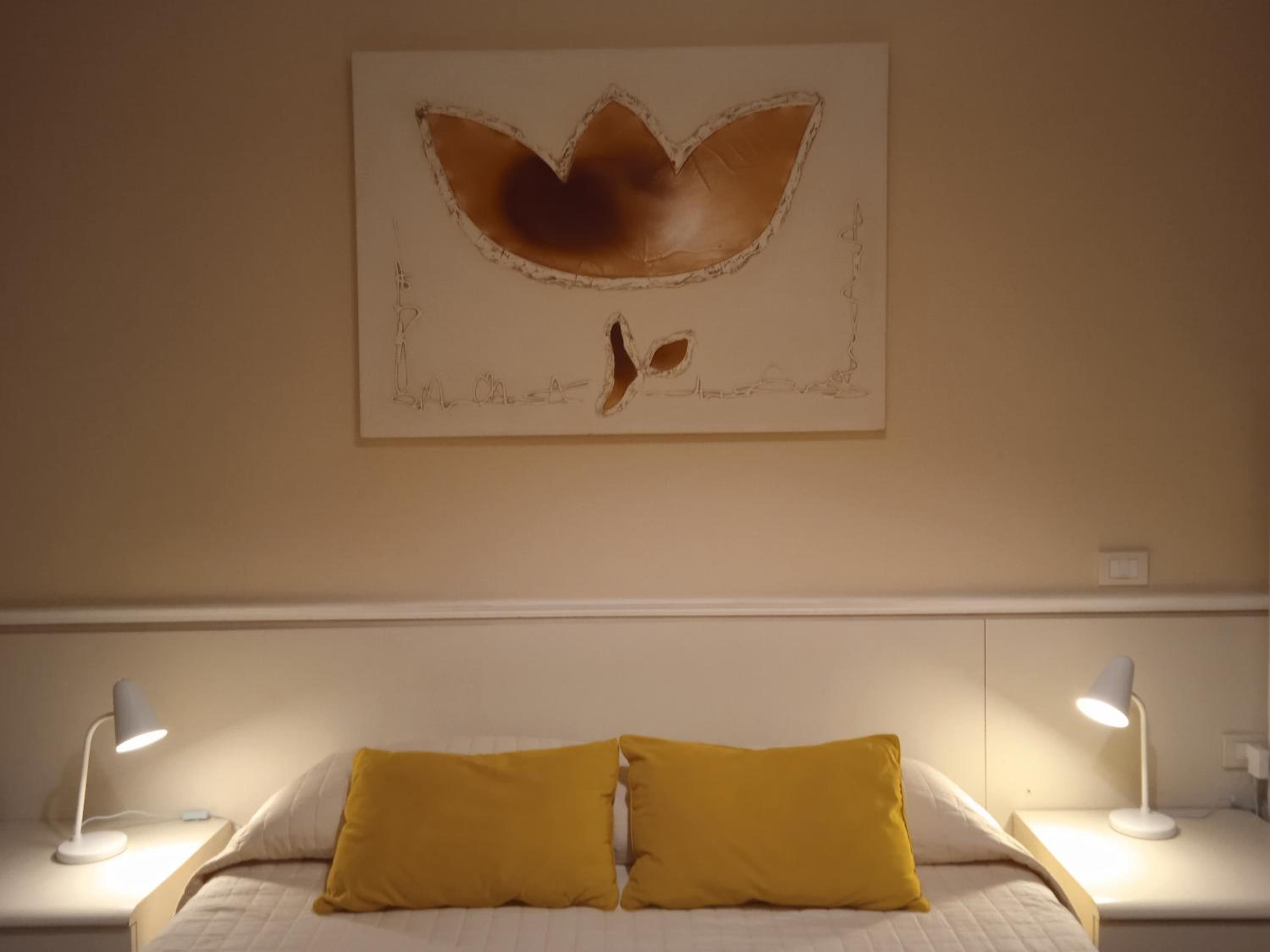 Triple Room - Photo 11