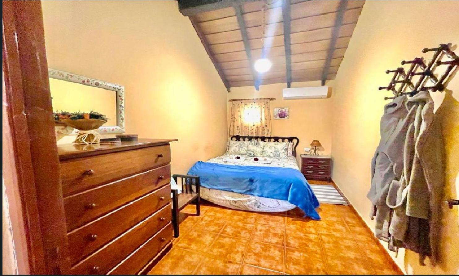 Two-Bedroom House photo 3