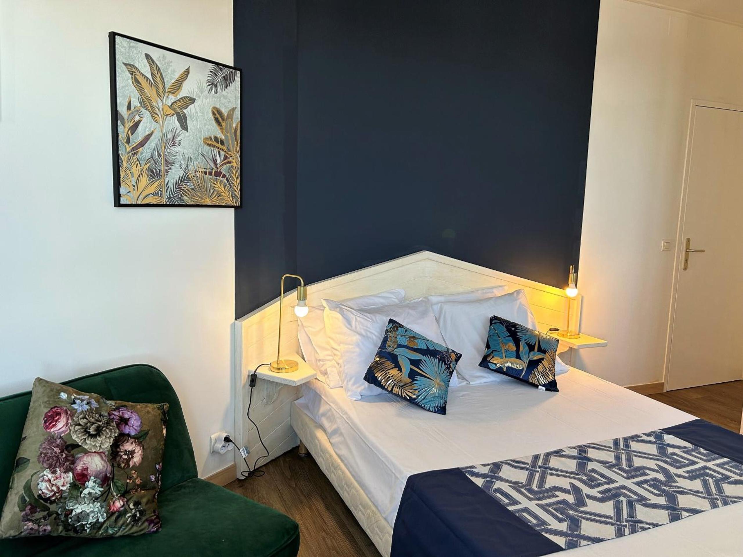 Deluxe Suite photo 1