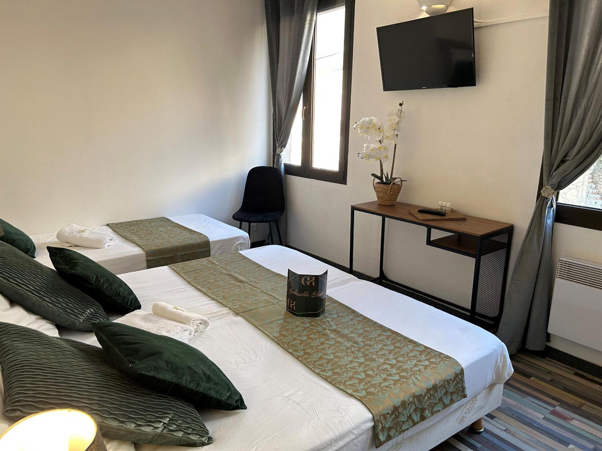 Small Double Room photo 1