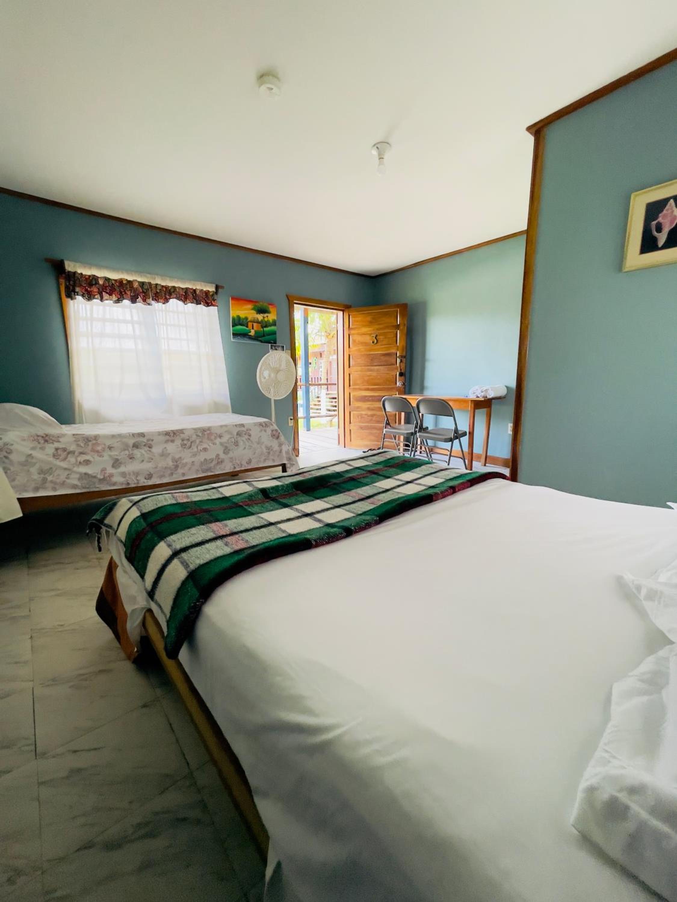 Double Room with Extra Bed photo 3