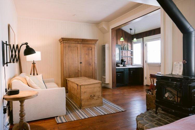 King Room with Balcony photo 3