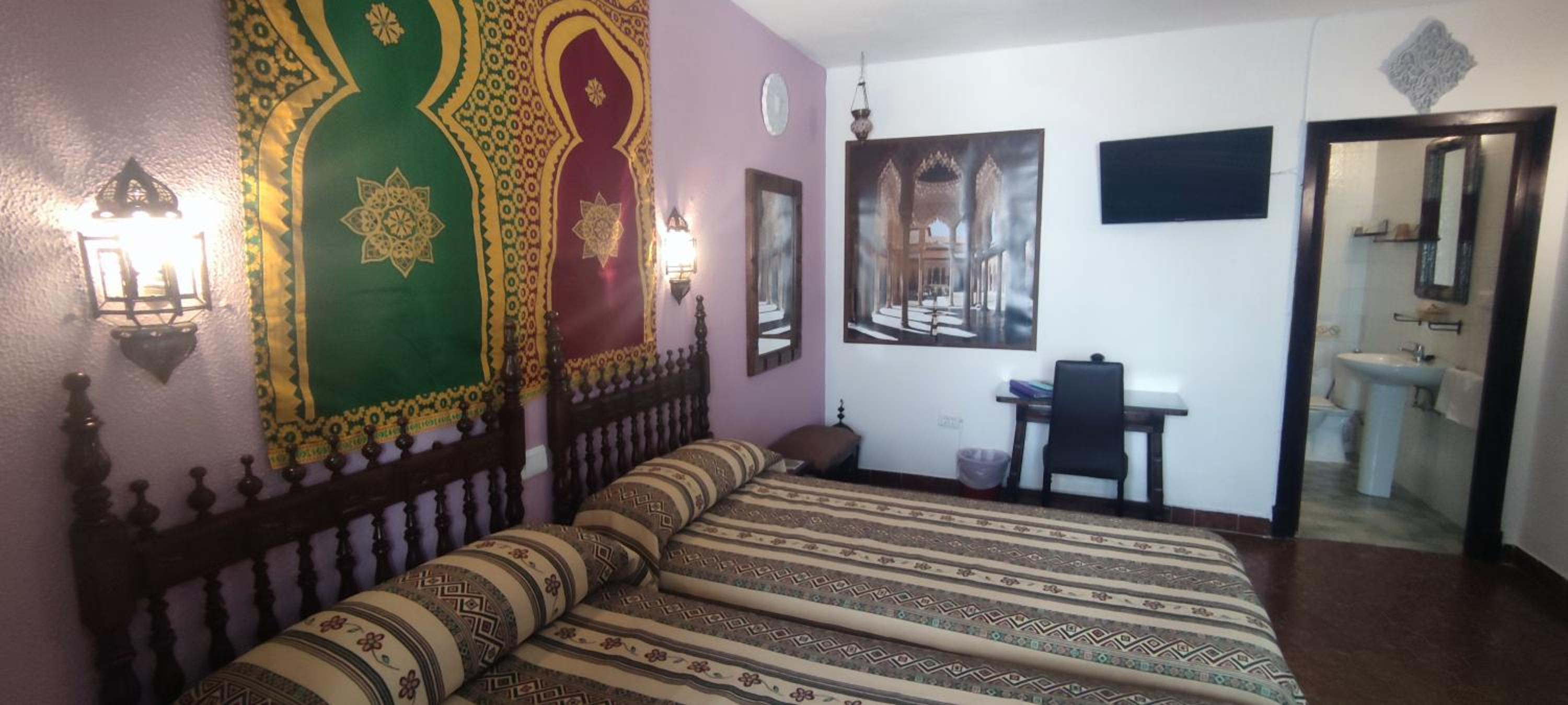 Habitación Estándar con Dos Camas Individuales