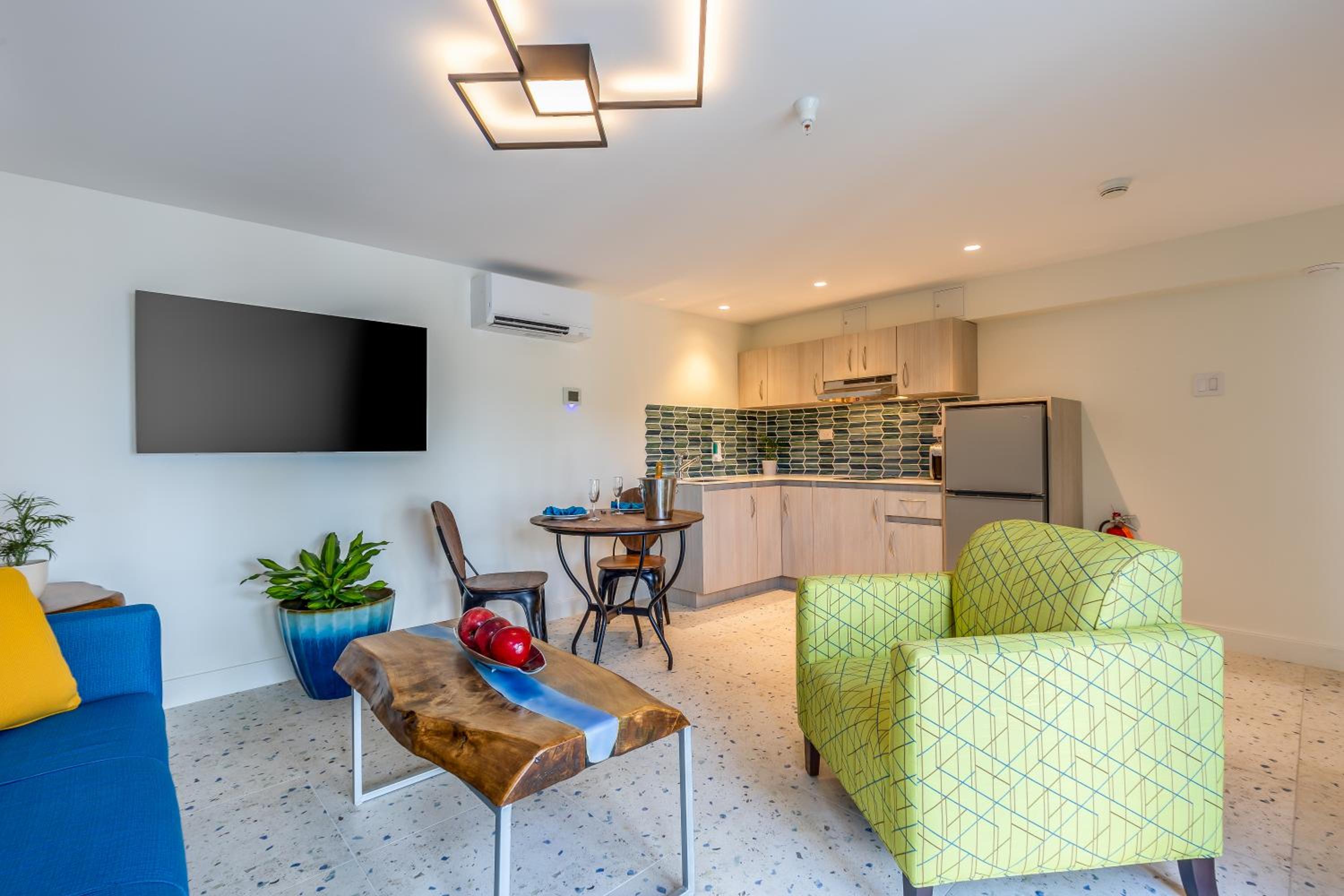 Suite with Terrace photo 2