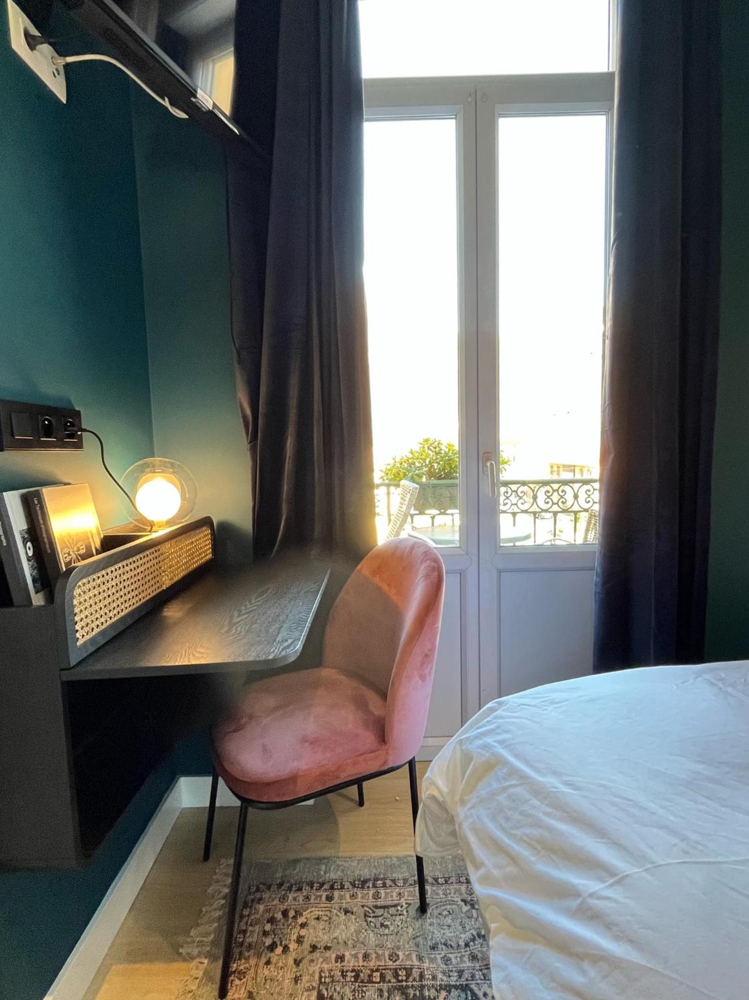 Single Room with Balcony