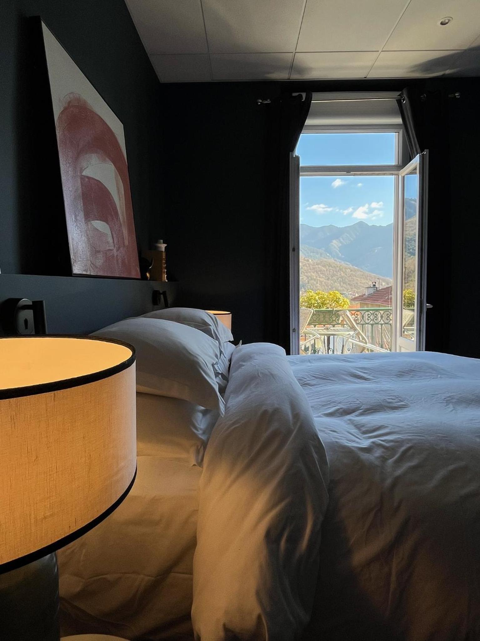 Queen Room with Balcony photo 1