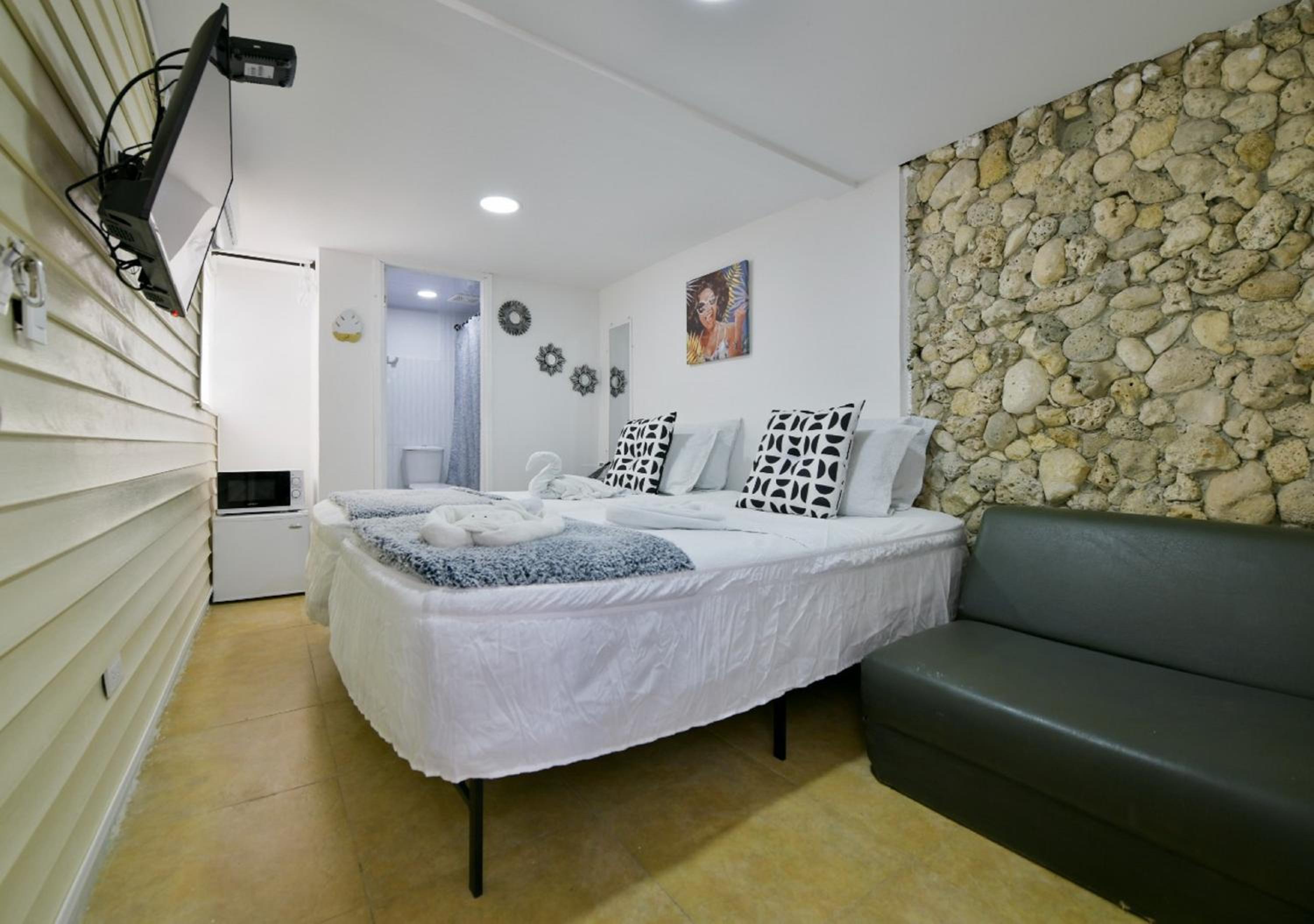 Basic Triple Room