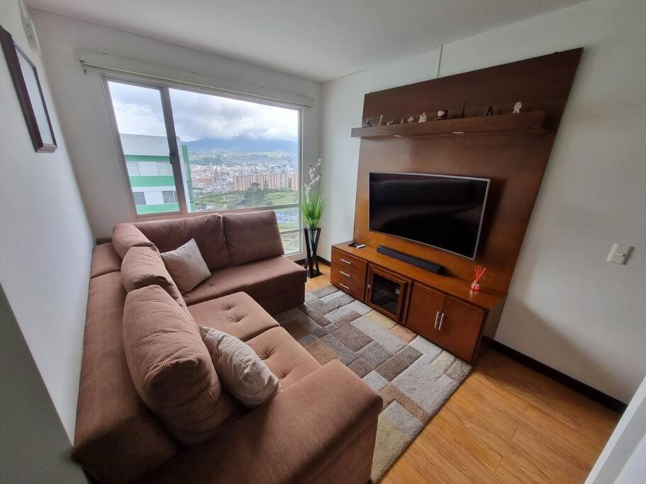 Three-Bedroom Apartment photo 1