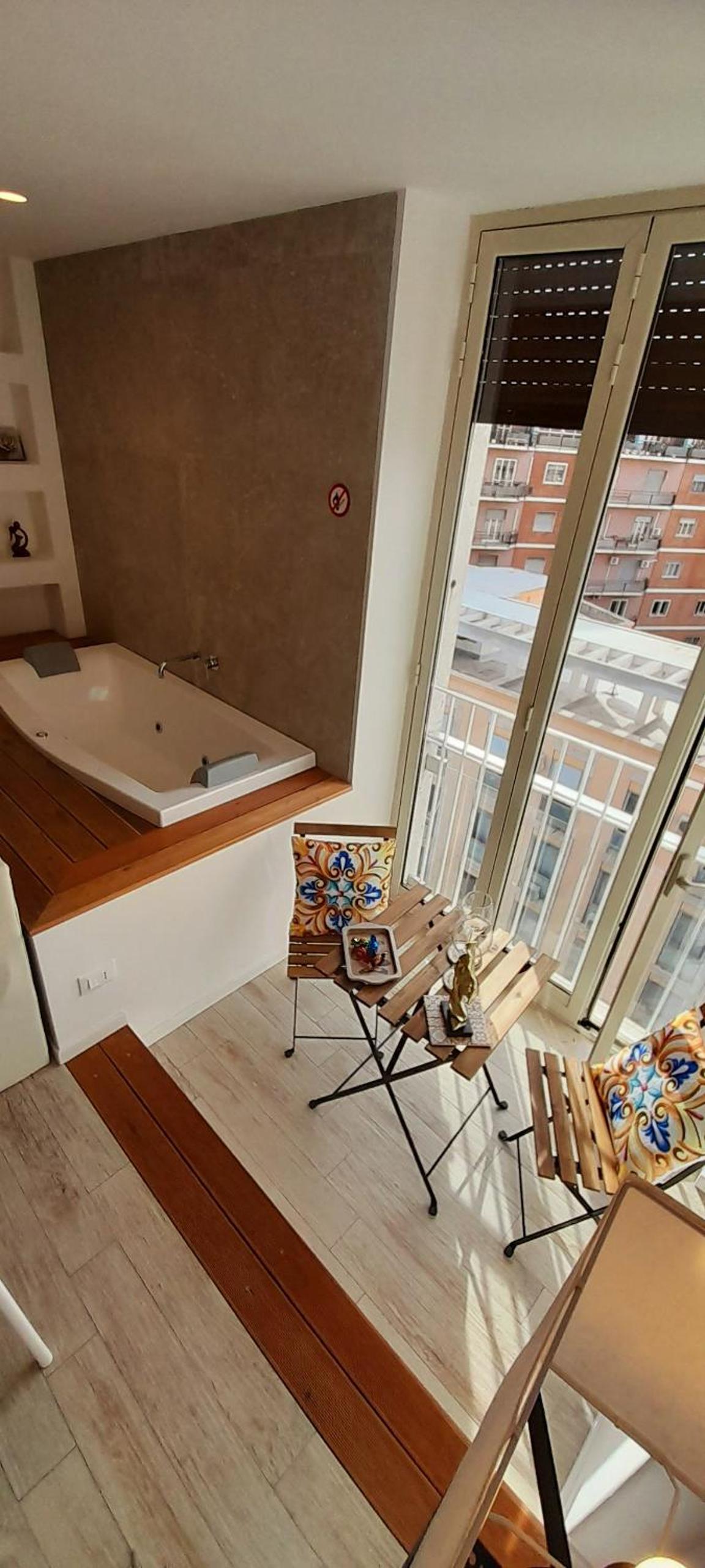 Double Room with Spa Bath - Photo 43