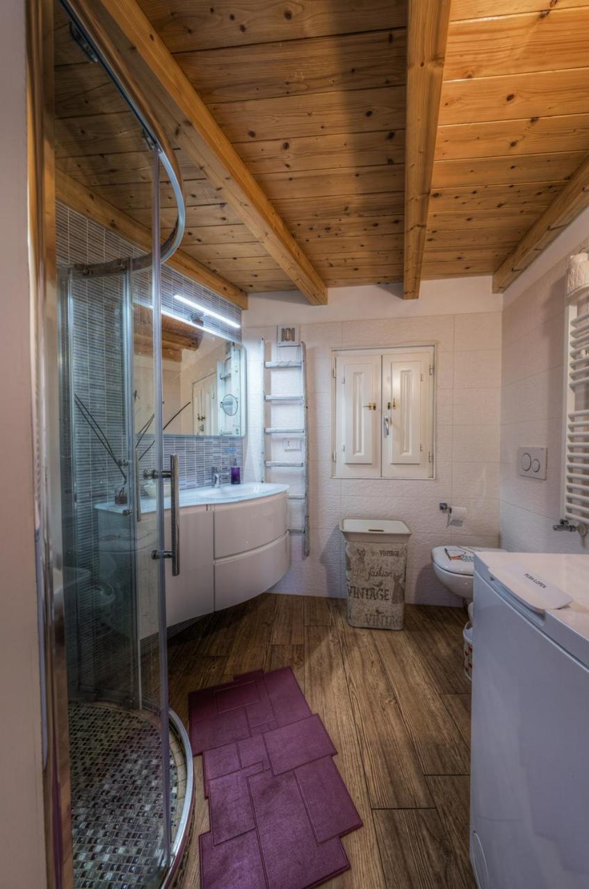 Two-Bedroom House - Photo 19