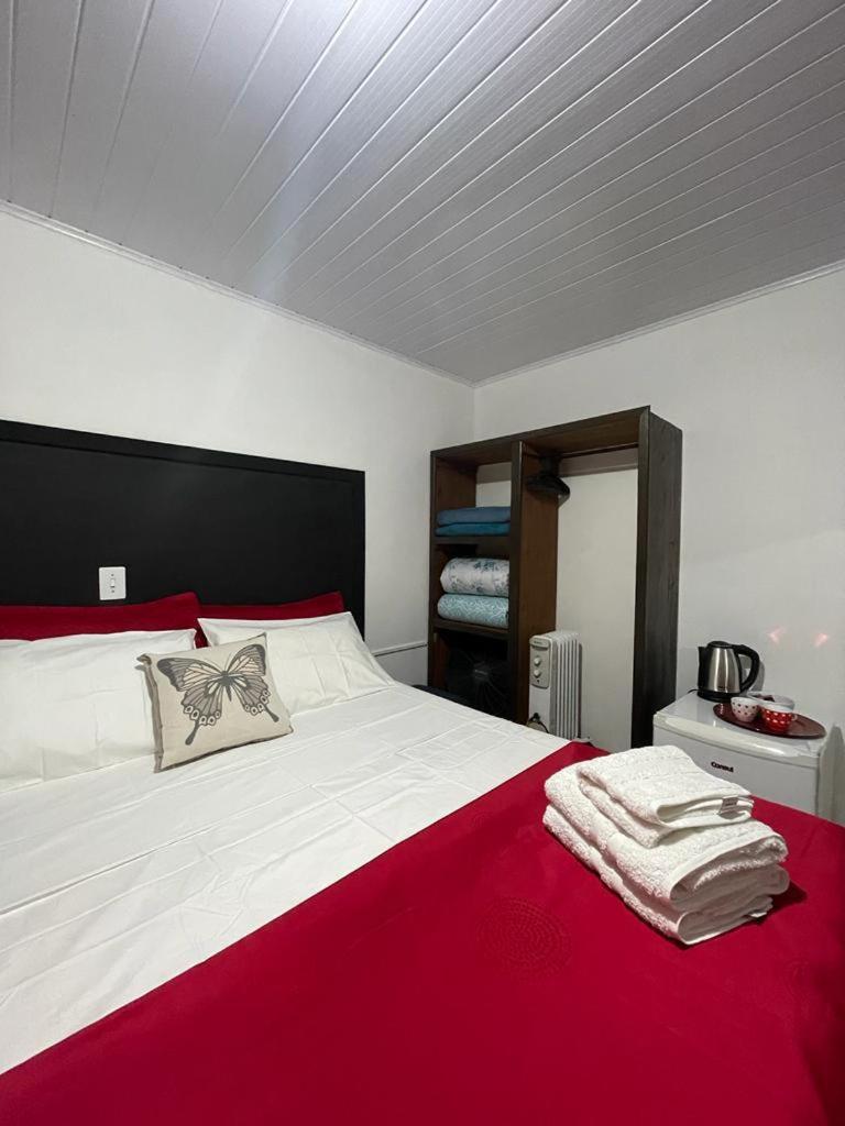 Deluxe Room (2 Adults + 1 Child) photo 1