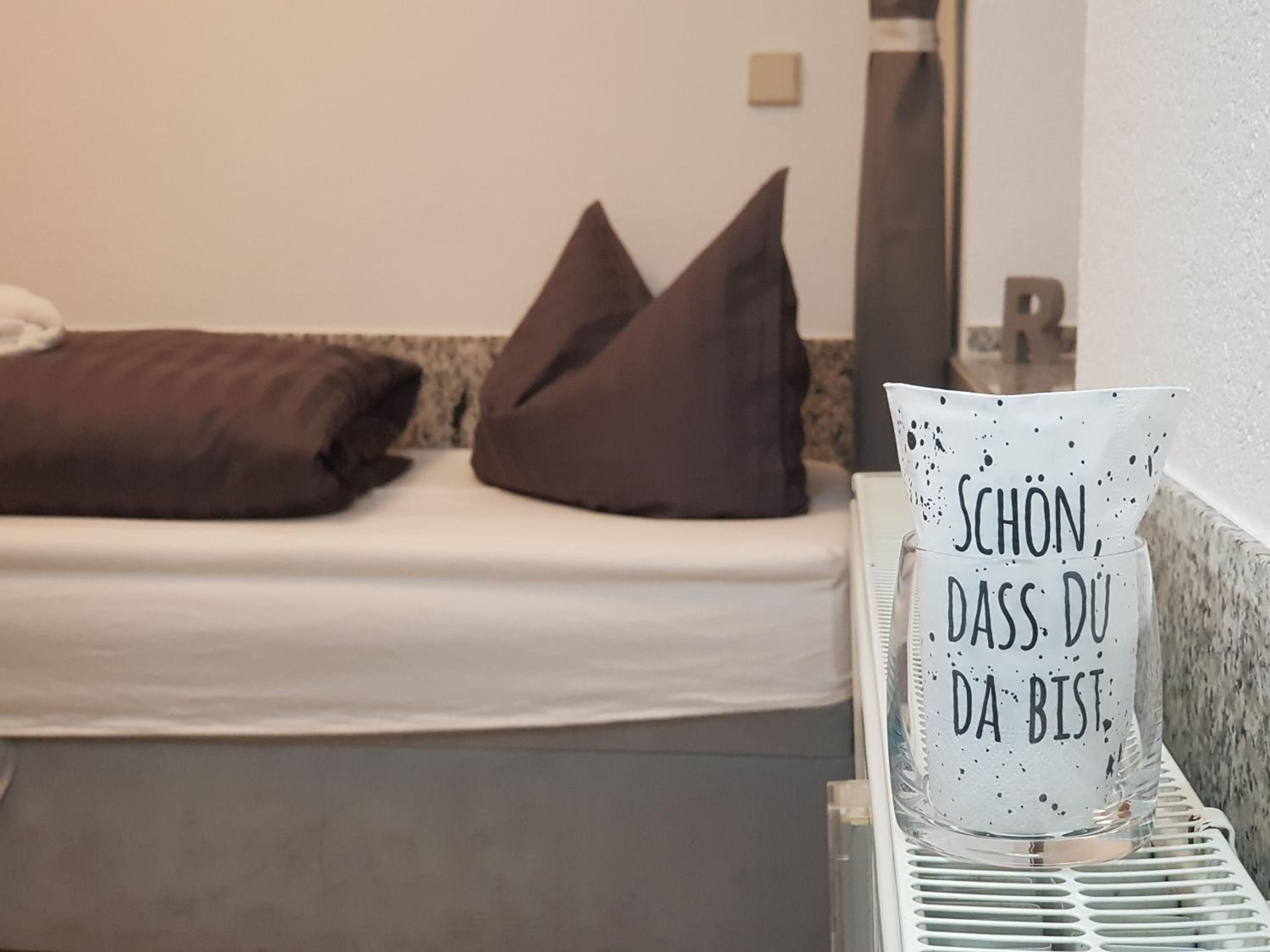 Single Room With Bathroom photo 3
