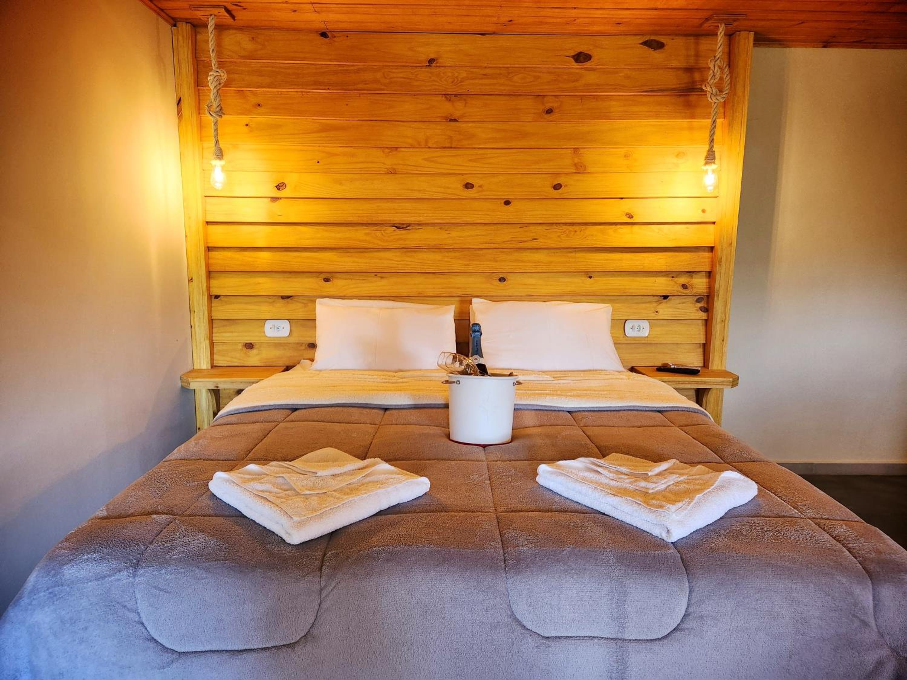 Deluxe Suite - Photo 7
