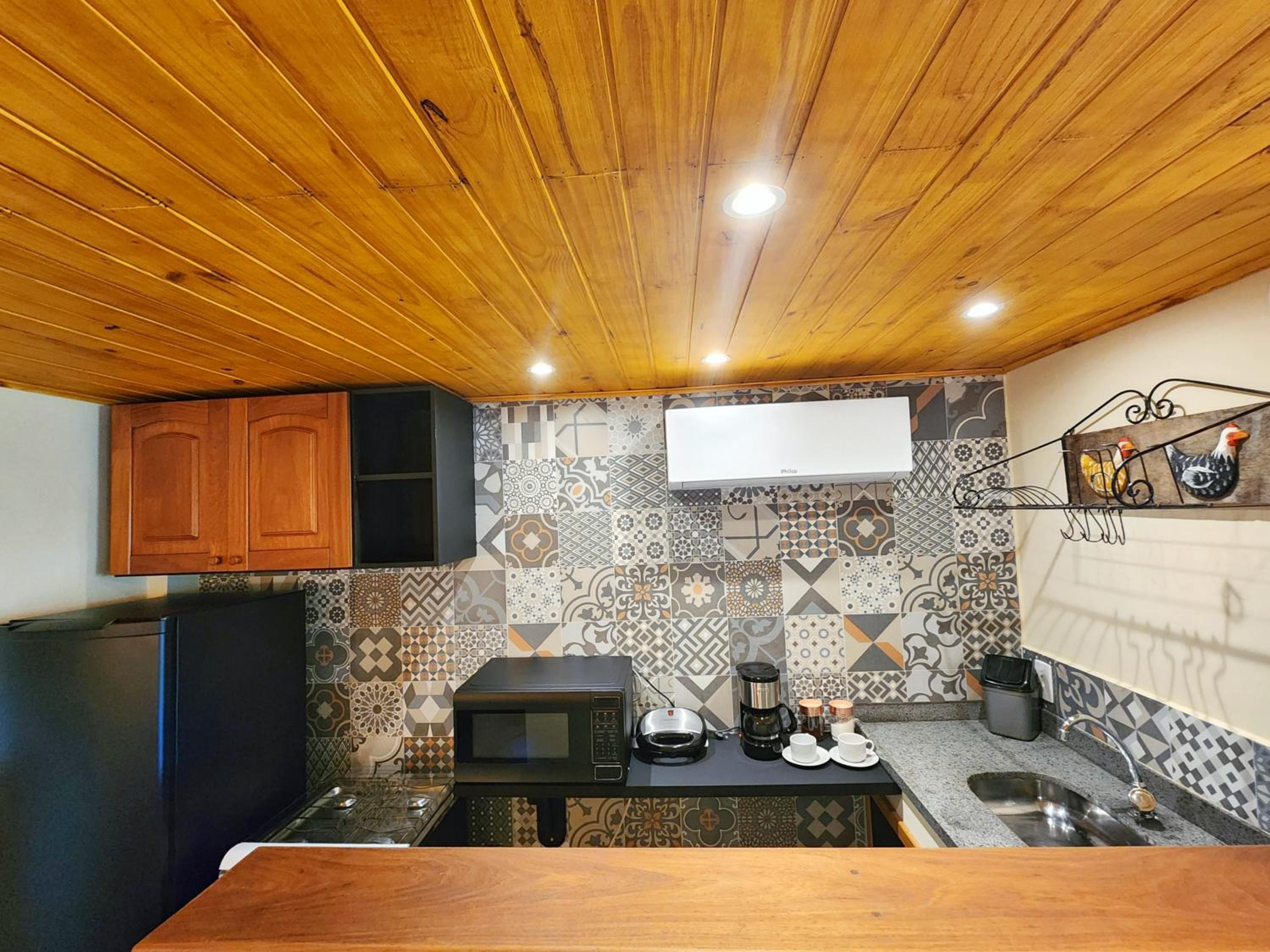 Deluxe Suite - Photo 4