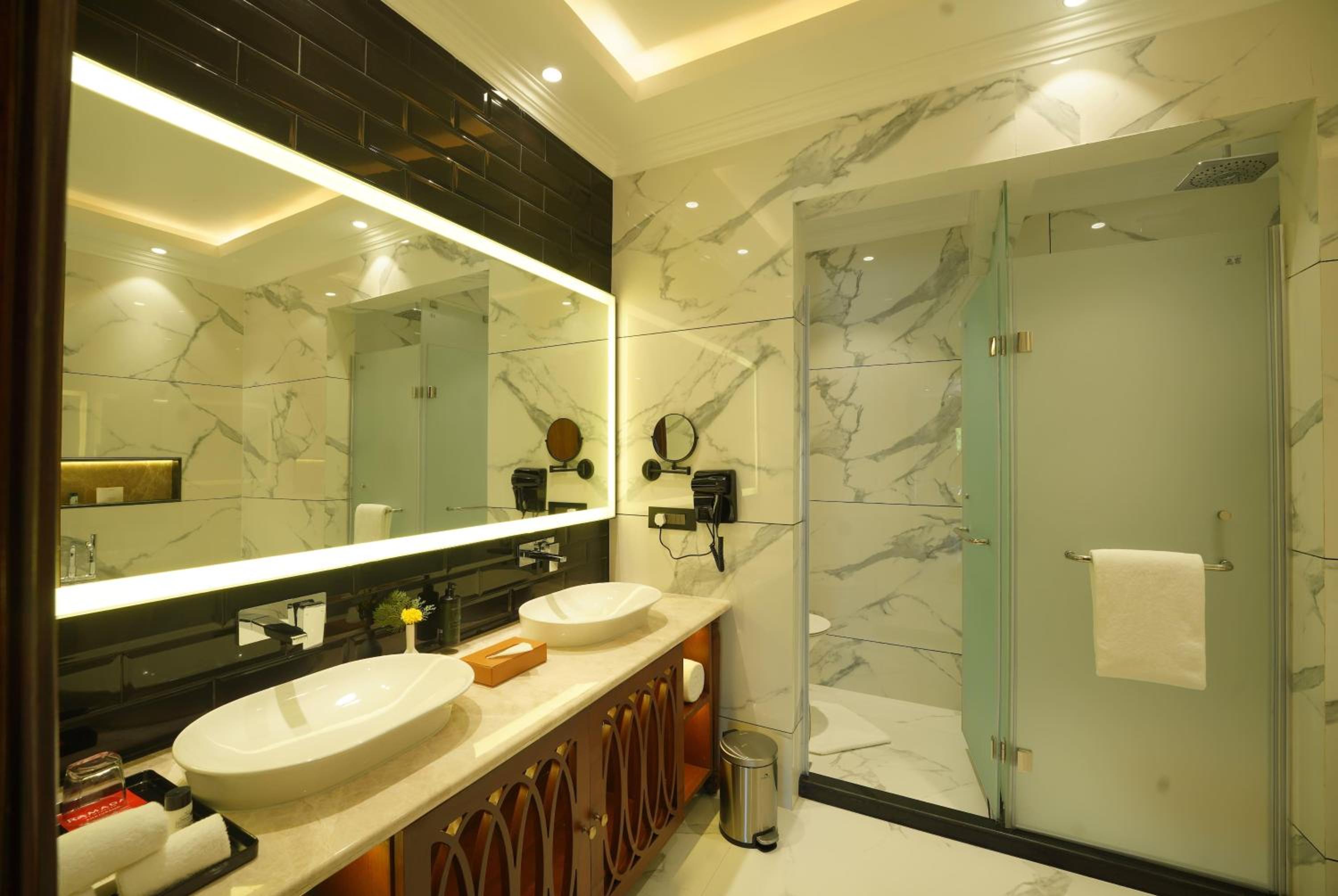Royal Suite