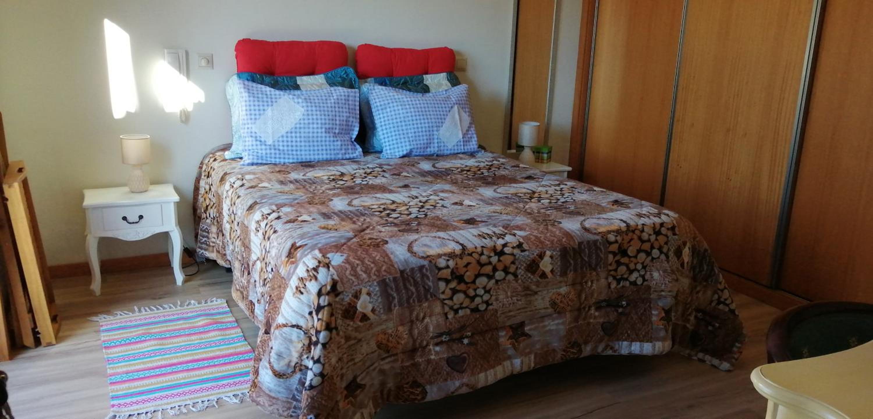 Double Room with Balcony - Photo 10