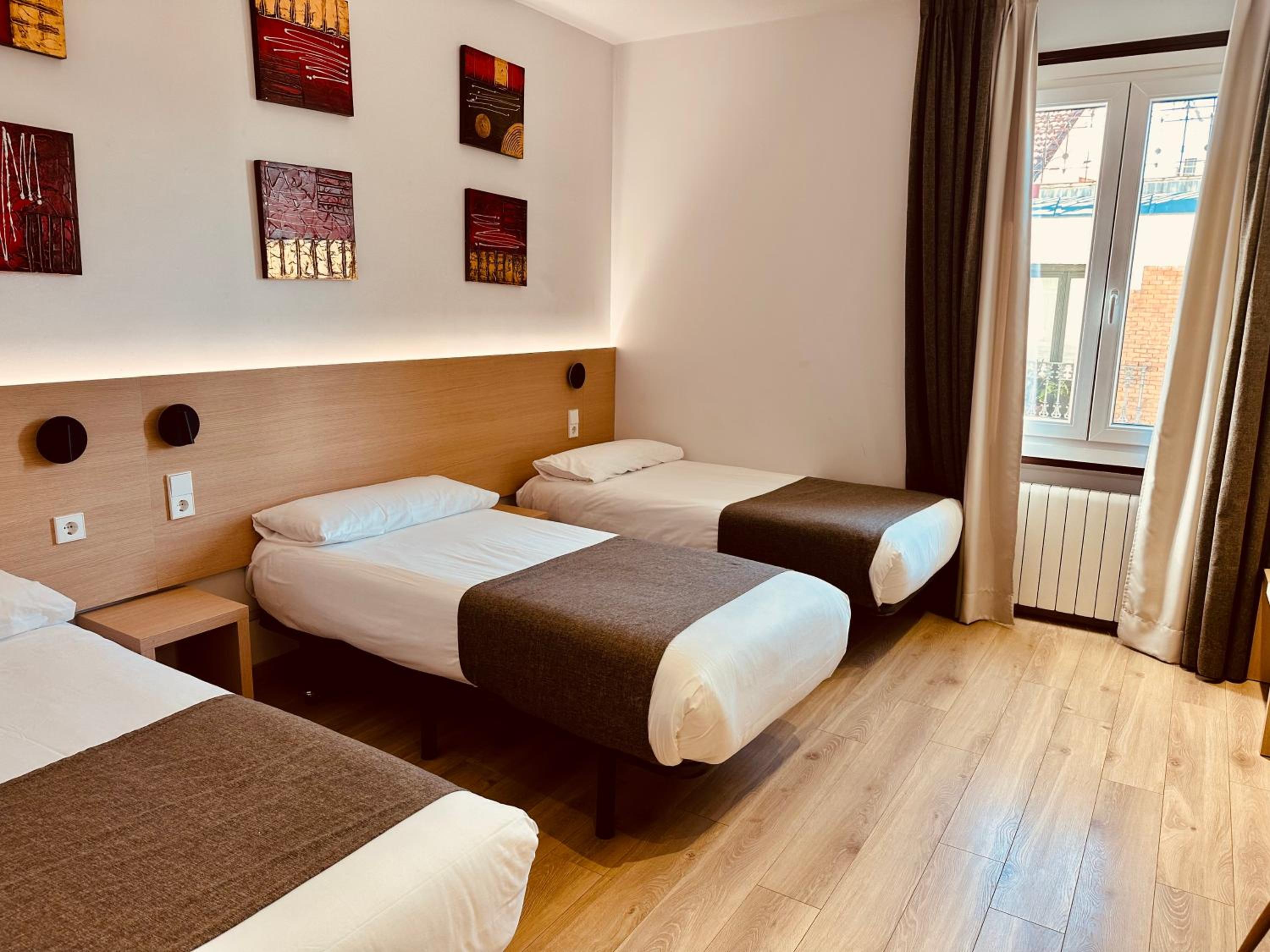 Triple Room - Photo 3