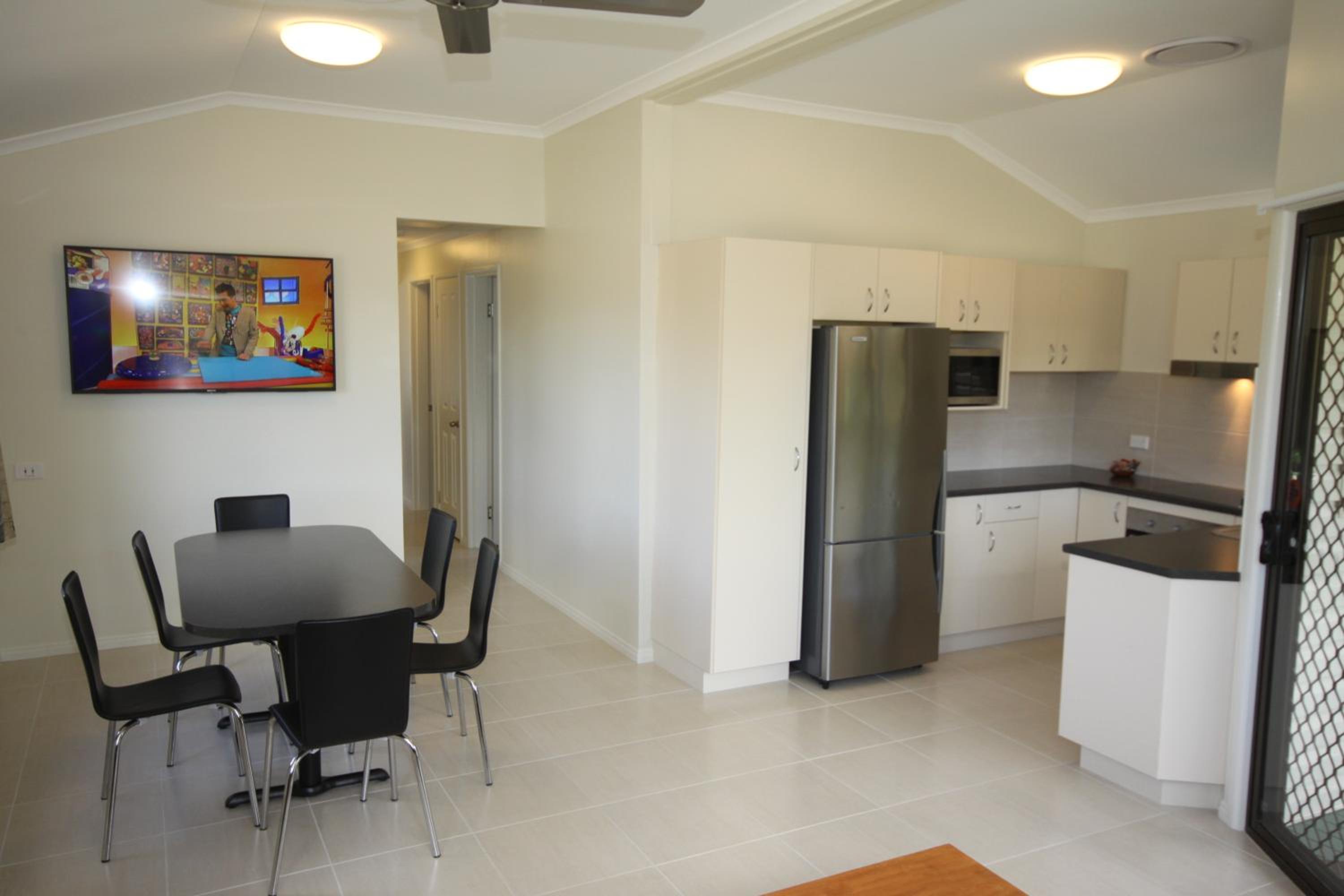 Three-Bedroom House photo 2