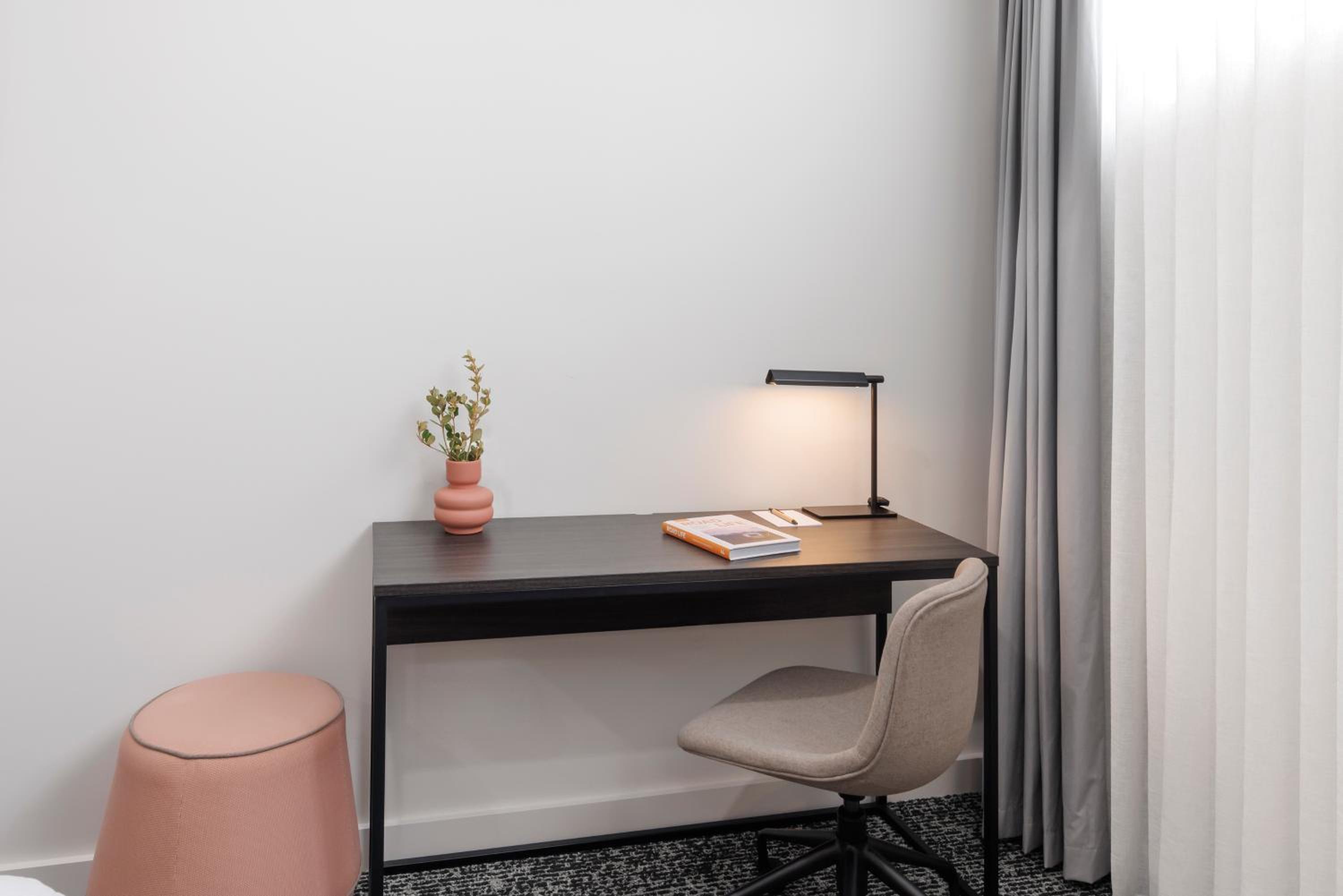 Studio Apartment - Photo 4